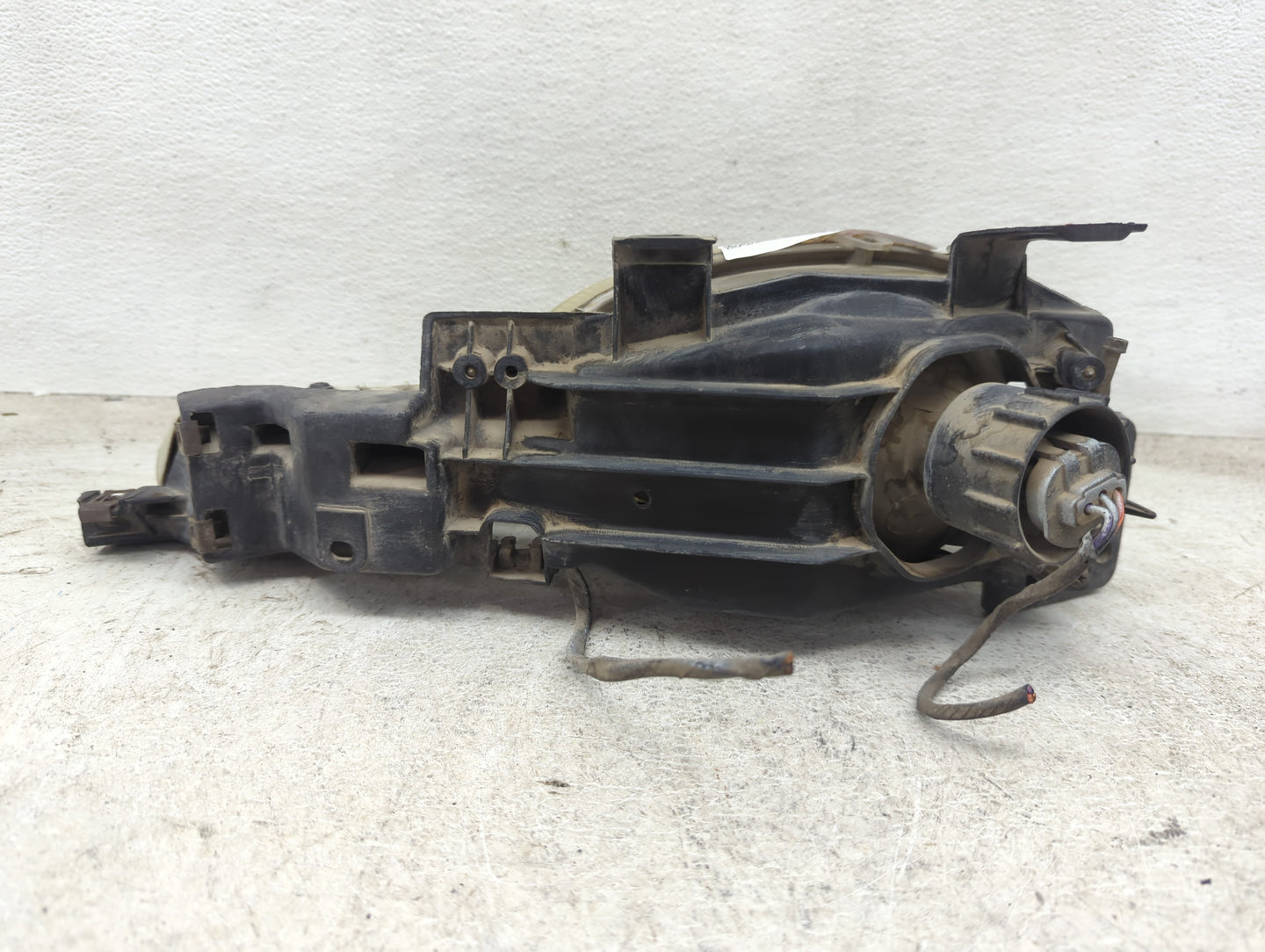 1995-1999 Dodge Neon Passenger Right Oem Head Light Headlight Lamp - Oemusedautoparts1.com