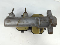 1994-1996 Dodge Ram 1500 Brake Master Cylinder 775858 - Oemusedautoparts1.com