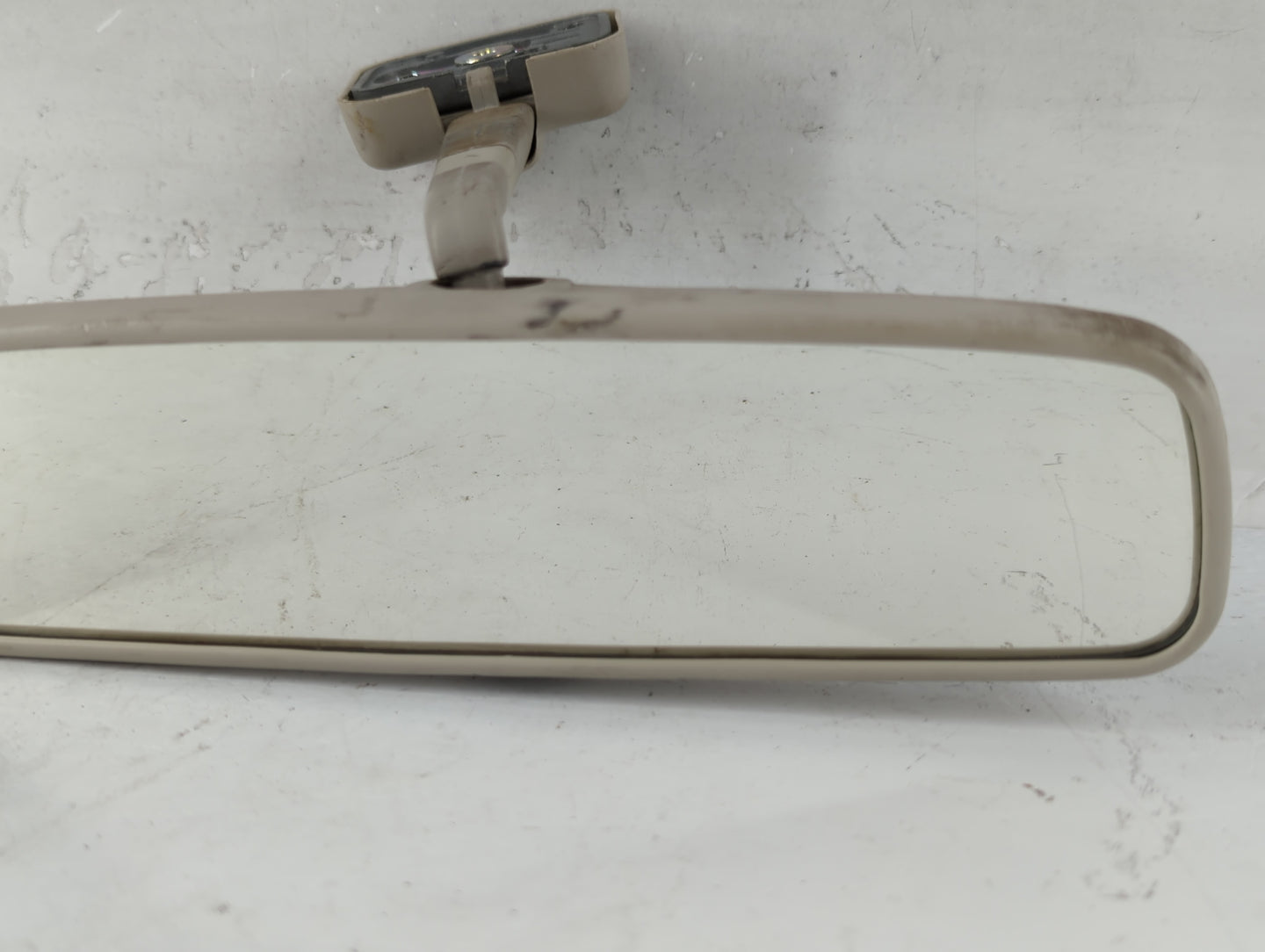 1996 Ford Aspire Interior Rear View Mirror Replacement OEM P/N:IE200681 Fits OEM Used Auto Parts - Oemusedautoparts1.com