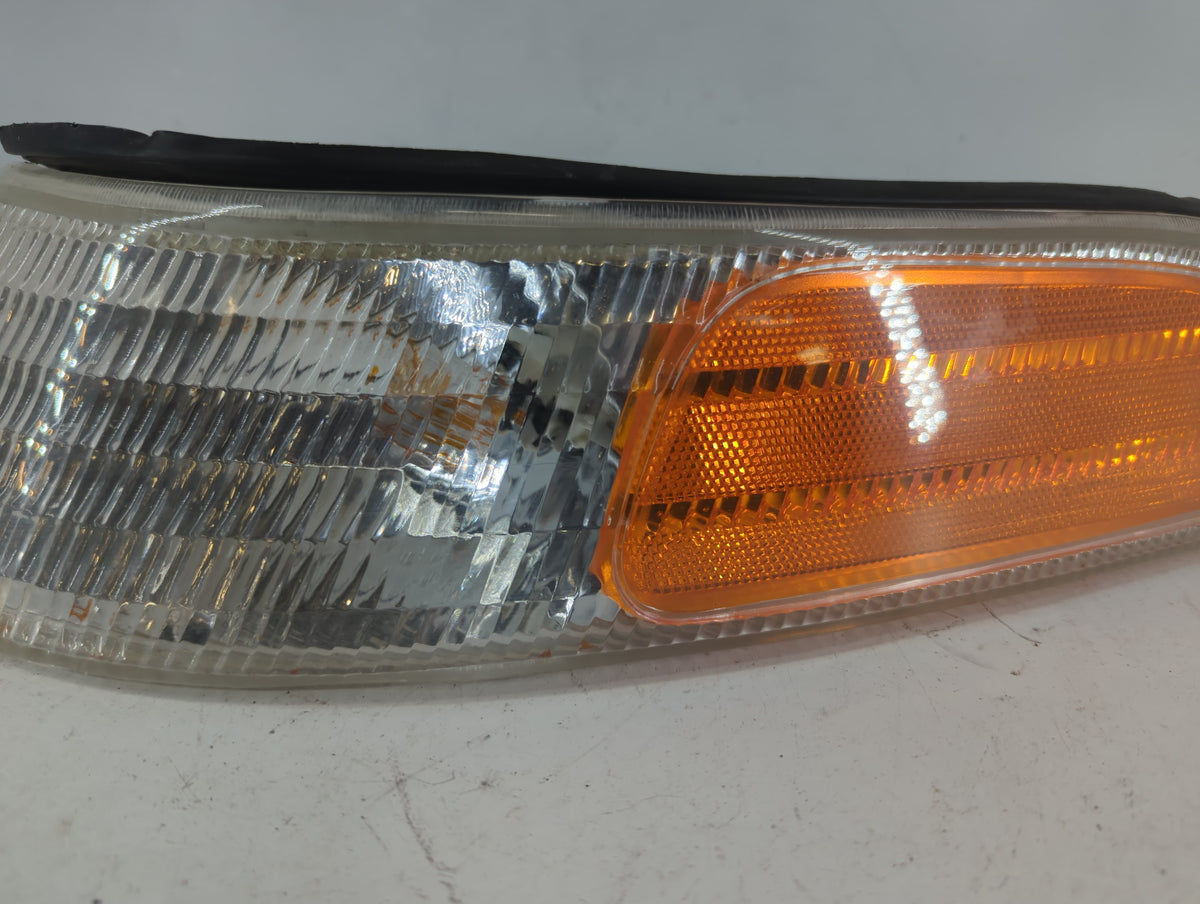1992-1997 Ford Crown Victoria Driver Left Oem Fog Light Lamp - Oemusedautoparts1.com