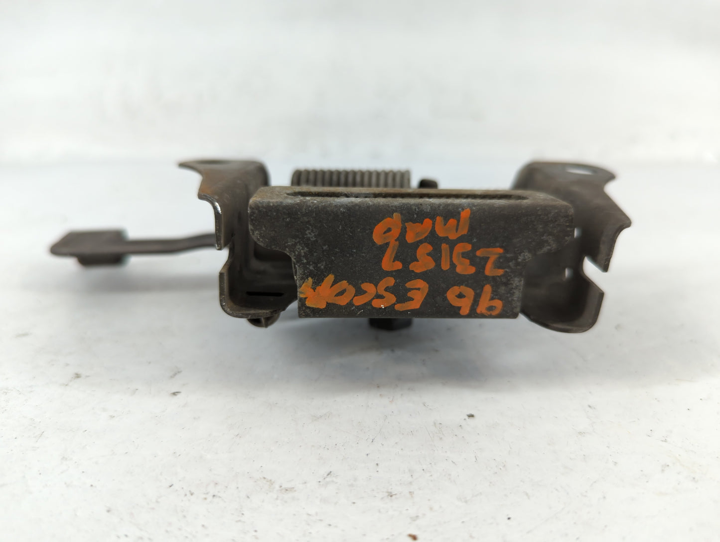 1996 Ford Ecosport Hood Latch Assembly - Oemusedautoparts1.com