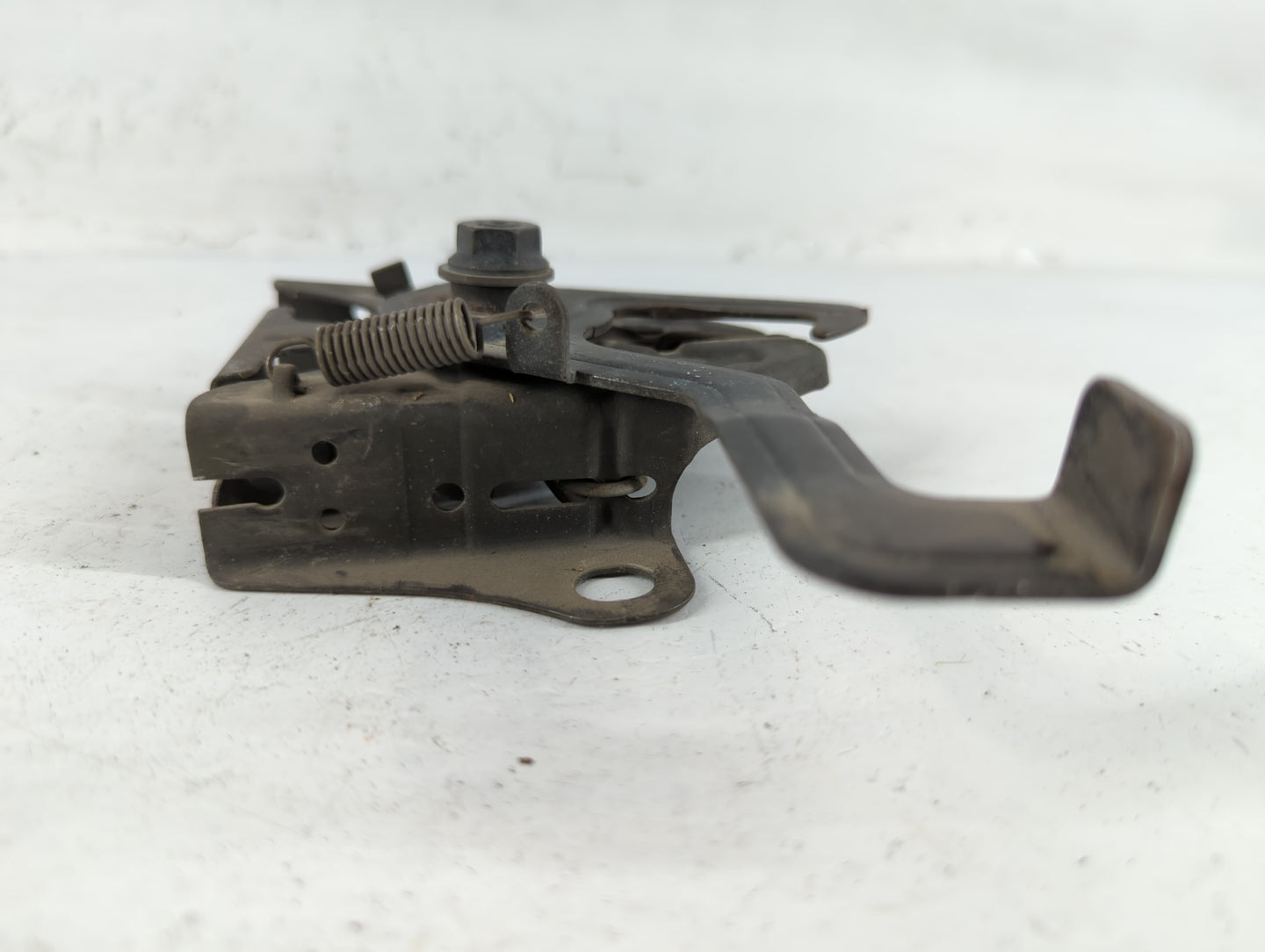 1996 Ford Ecosport Hood Latch Assembly - Oemusedautoparts1.com