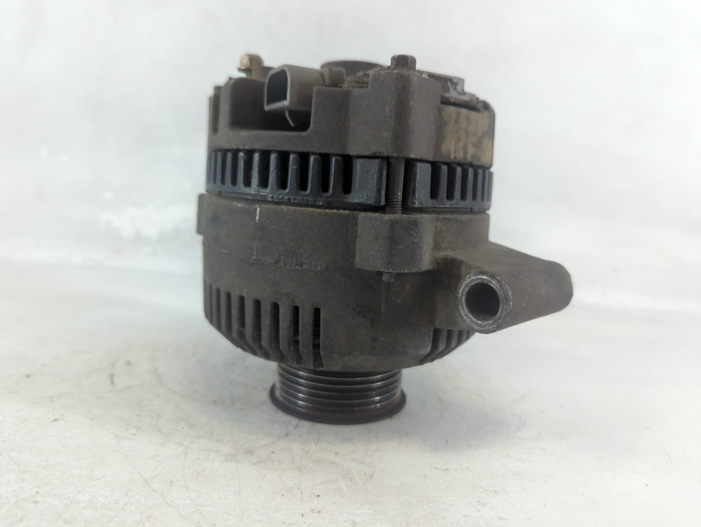1996-2001 Ford Explorer Alternator Replacement Generator Charging Assembly Engine OEM P/N:FIDU-10316-AA Fits OEM Used Auto P