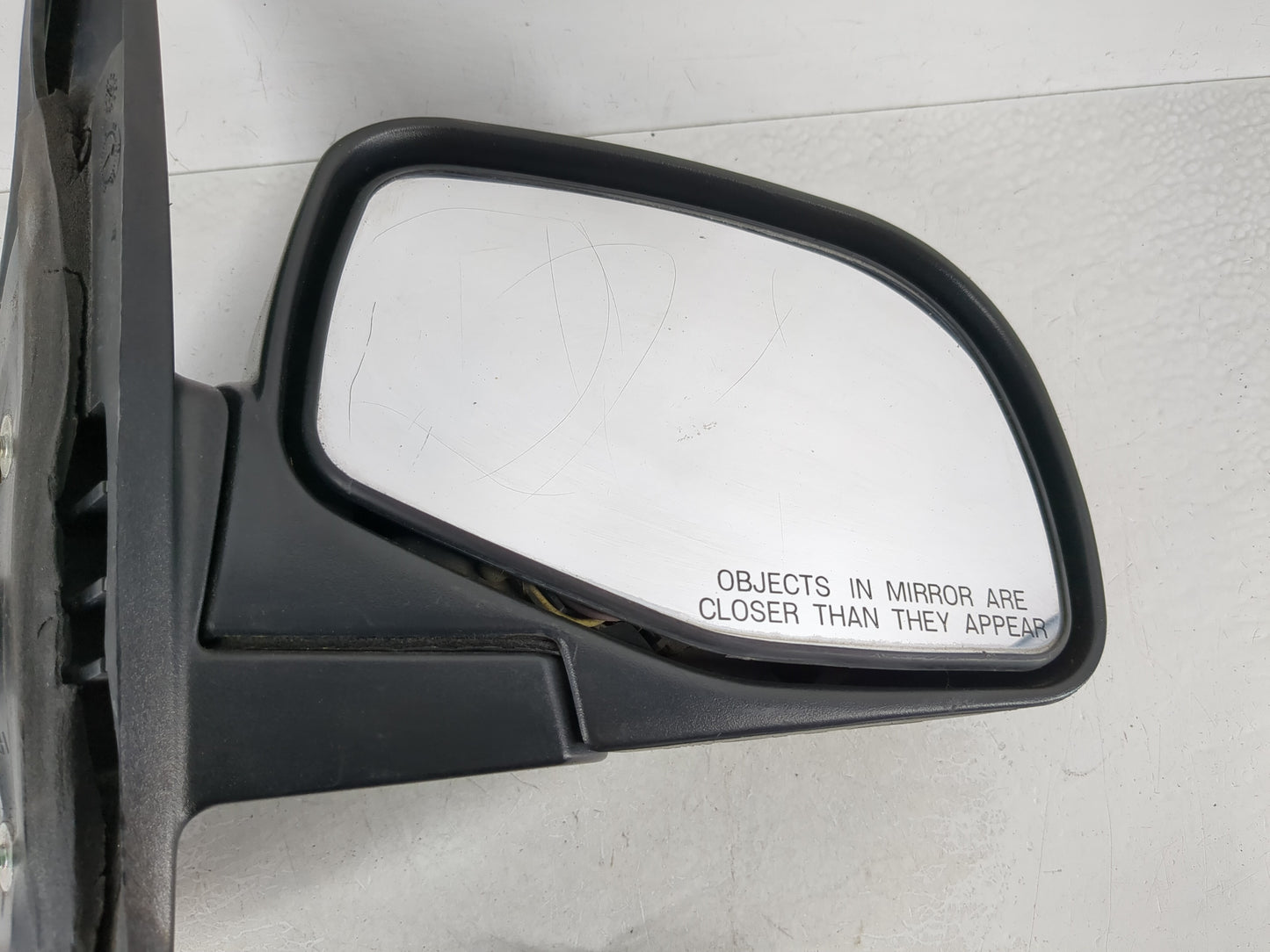 1995-1997 Ford Explorer Passenger Right Side View Manual Door Mirror - Oemusedautoparts1.com