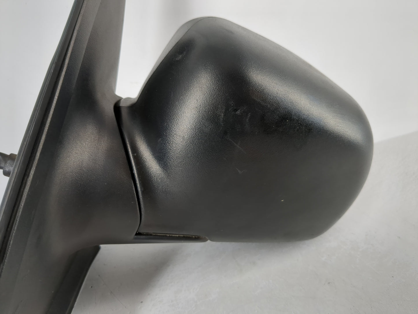 1995-1997 Ford Explorer Passenger Right Side View Manual Door Mirror - Oemusedautoparts1.com
