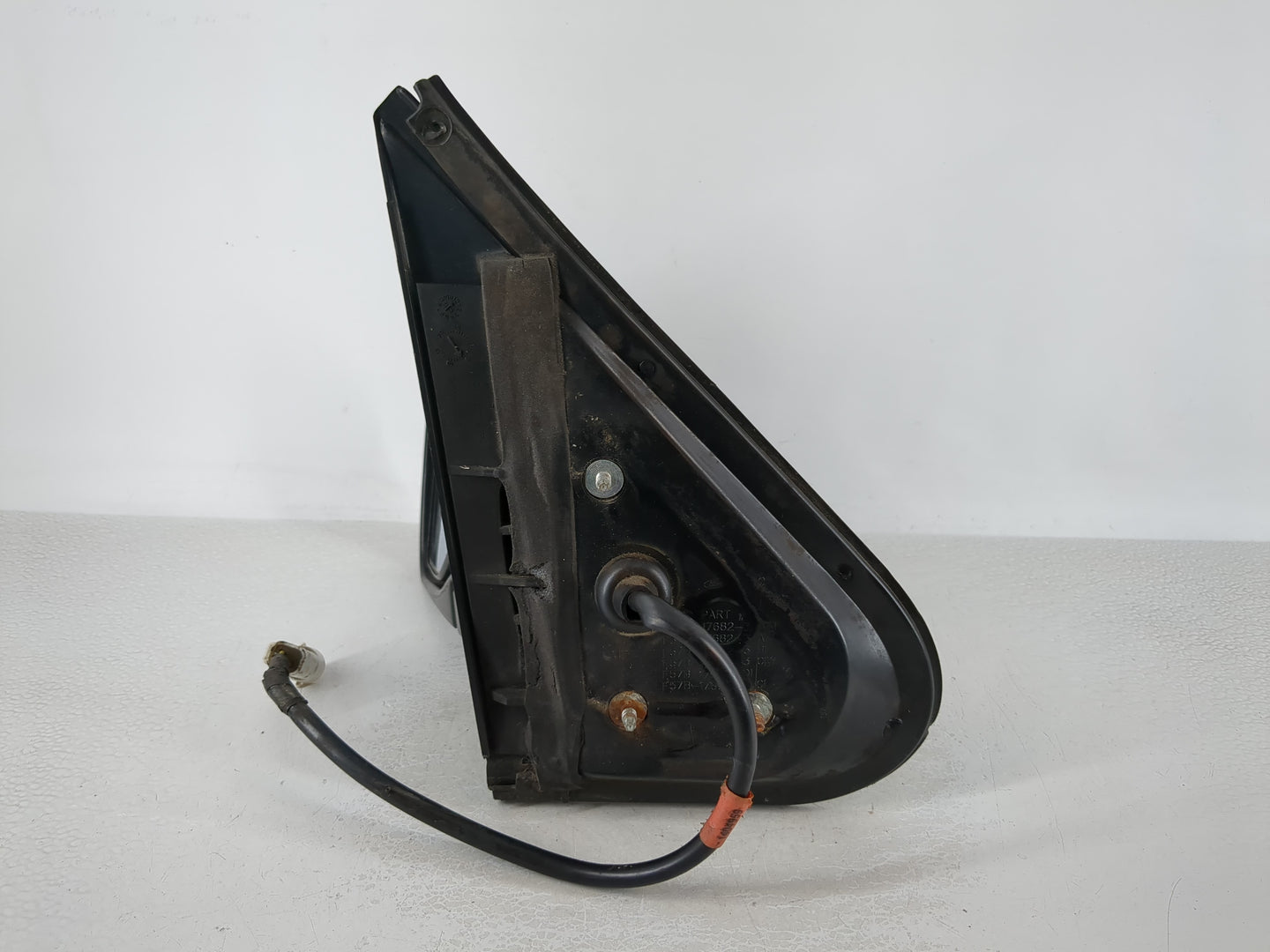 1995-1997 Ford Explorer Passenger Right Side View Manual Door Mirror - Oemusedautoparts1.com
