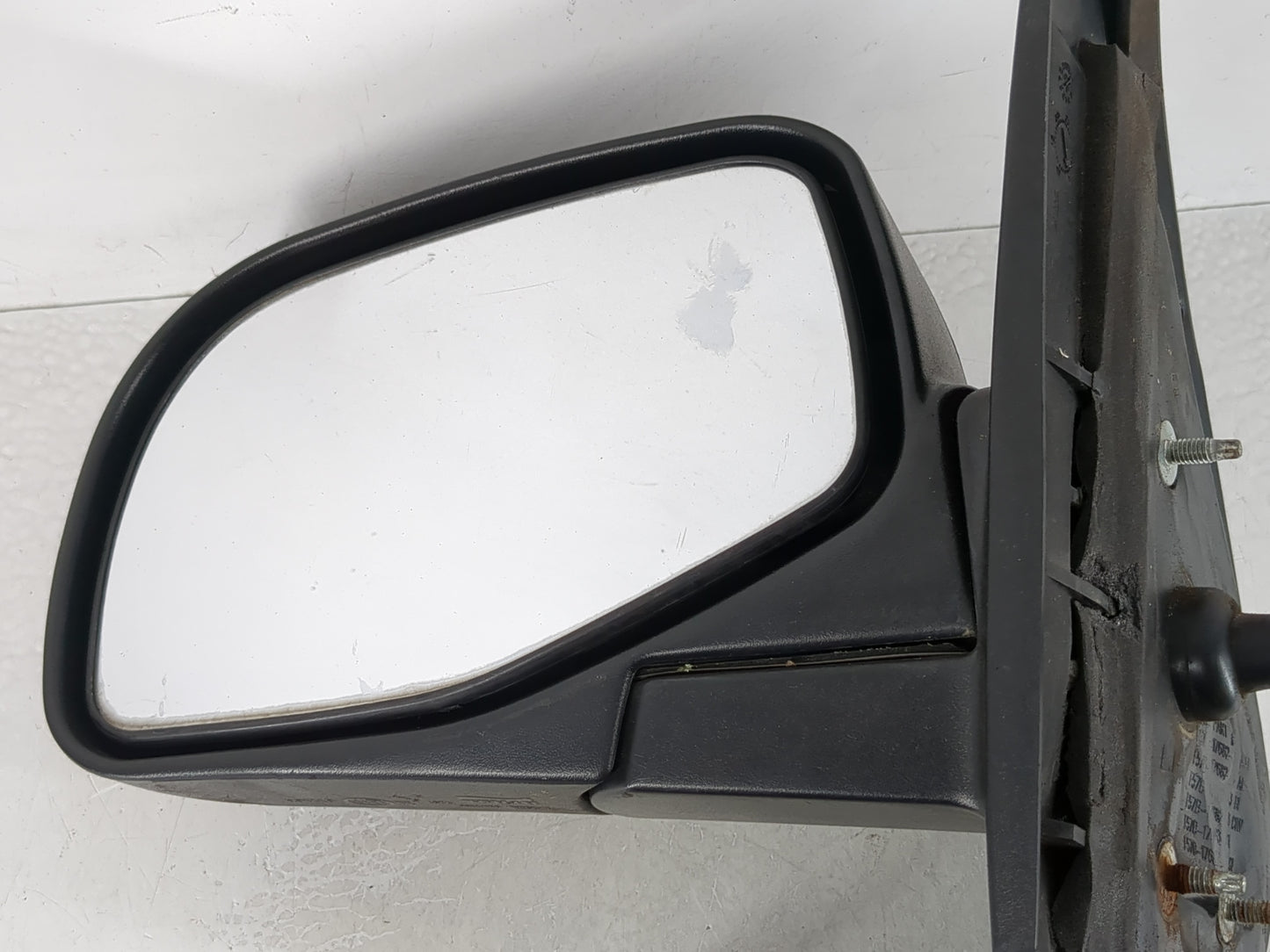 1995-1997 Ford Explorer Passenger Right Side View Manual Door Mirror - Oemusedautoparts1.com