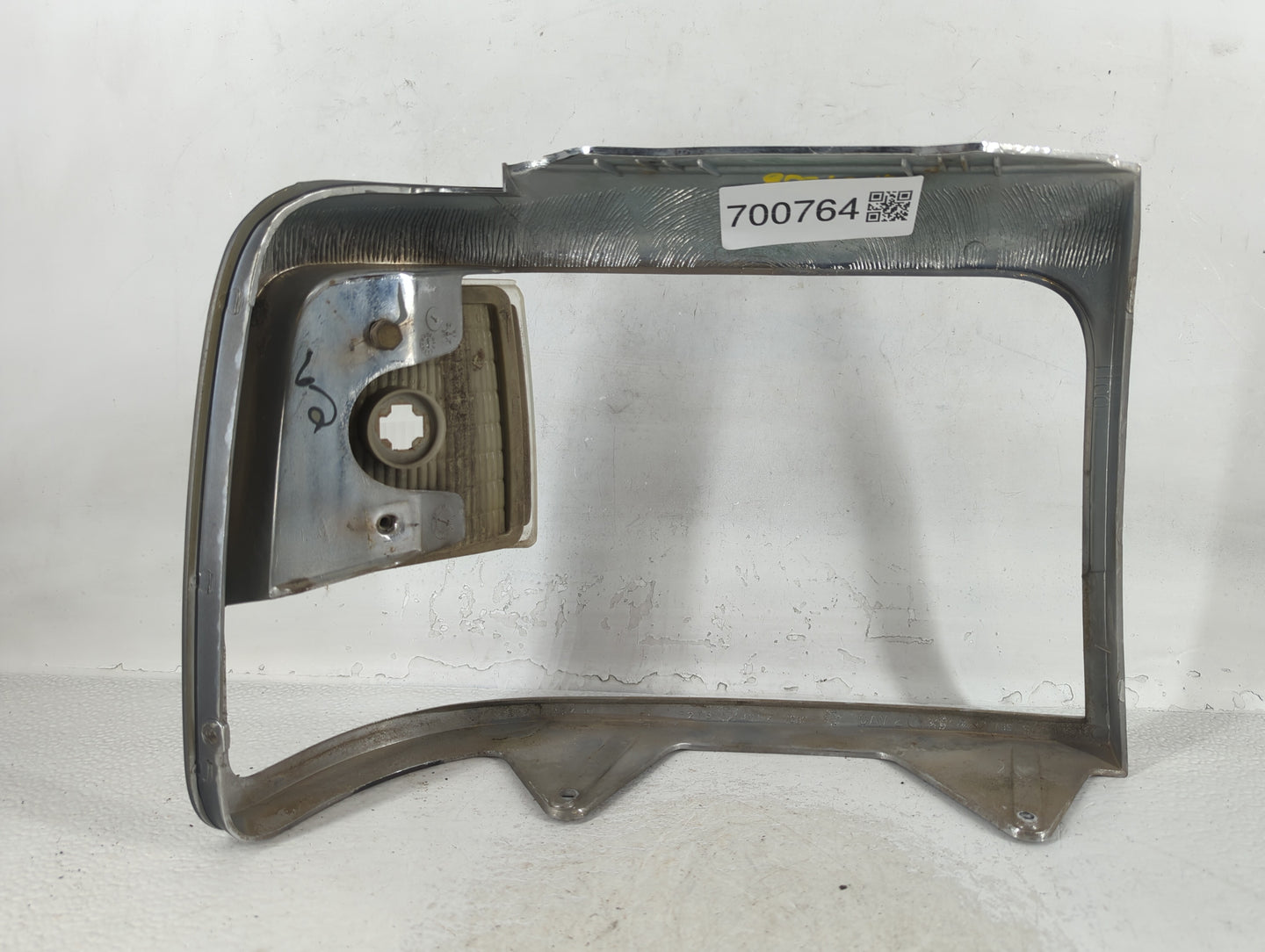 1996 Ford F-150 Radio Climate Panel Bezel - Oemusedautoparts1.com