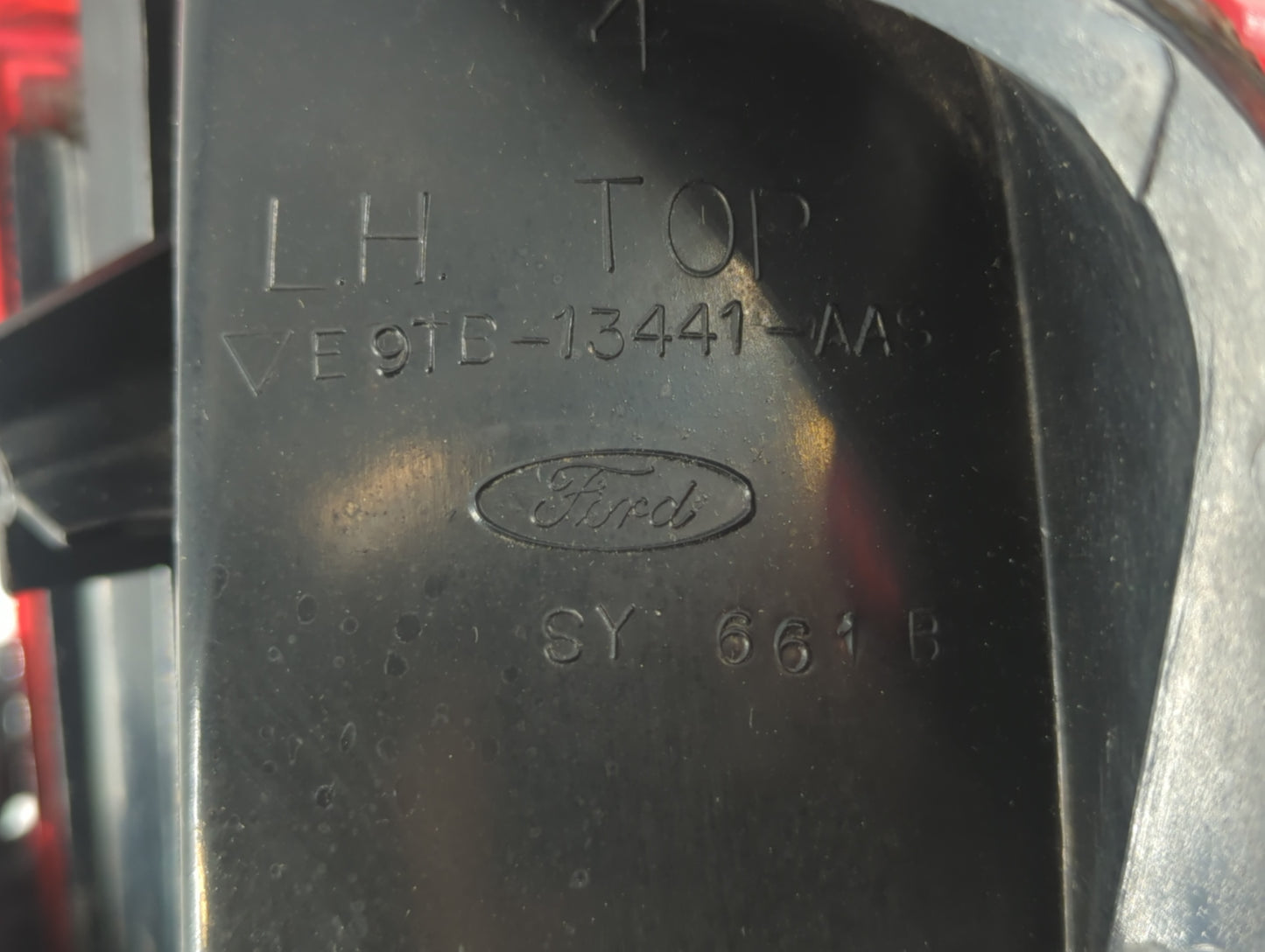 1992-1996 Ford F-150 Tail Light Assembly Driver Left OEM Fits Fits 1991 1992 1993 1994 1995 1996 1997 OEM Used Auto Parts - 