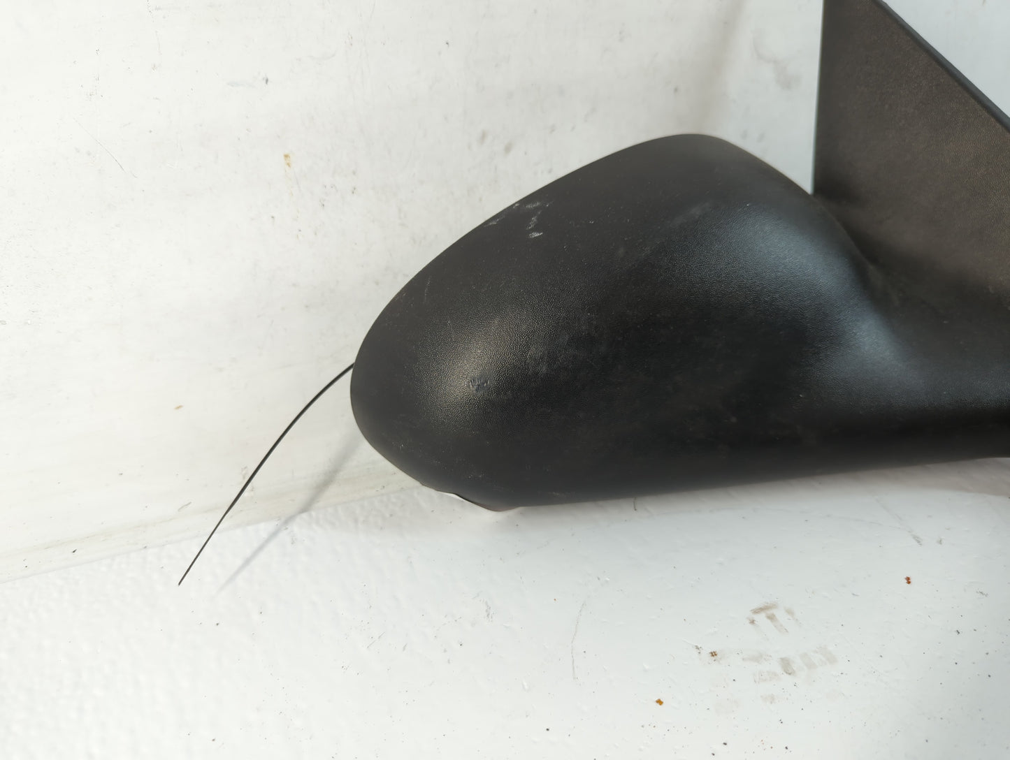 1996-1998 Ford Mustang Driver Left Side View Manual Door Mirror - Oemusedautoparts1.com