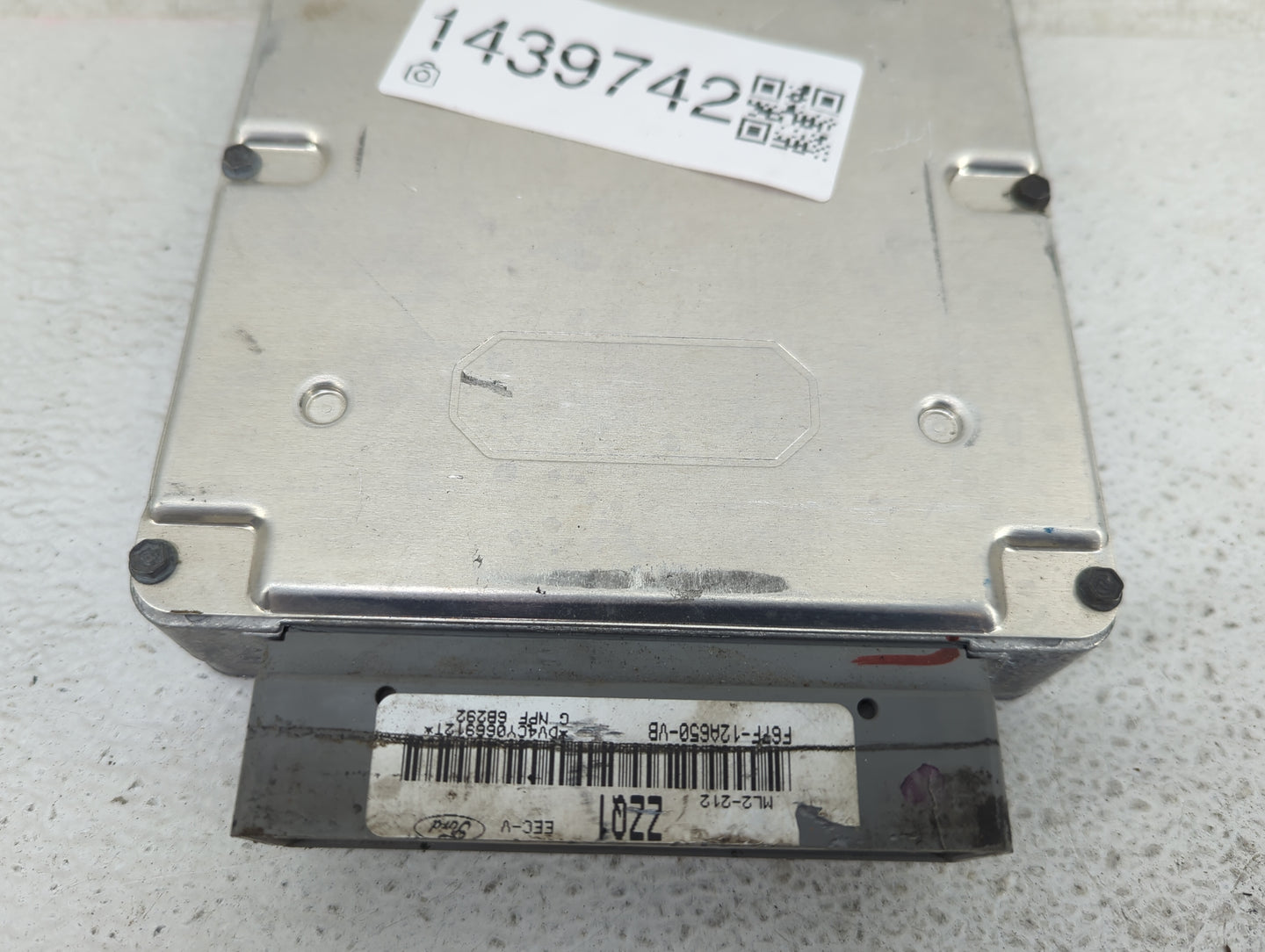 1995-1996 Ford Ranger PCM Engine Control Computer ECU ECM PCU OEM P/N:F6PF-12A650-VB ML2-212 Fits Fits 1995 1996 OEM Used Au