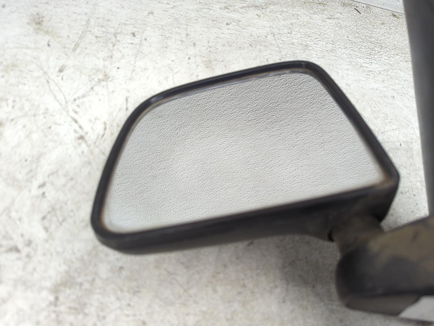 1995-2005 Ford Ranger Driver Side View Mirror - Left Door Mirror OEM Used - Oemusedautoparts1.com