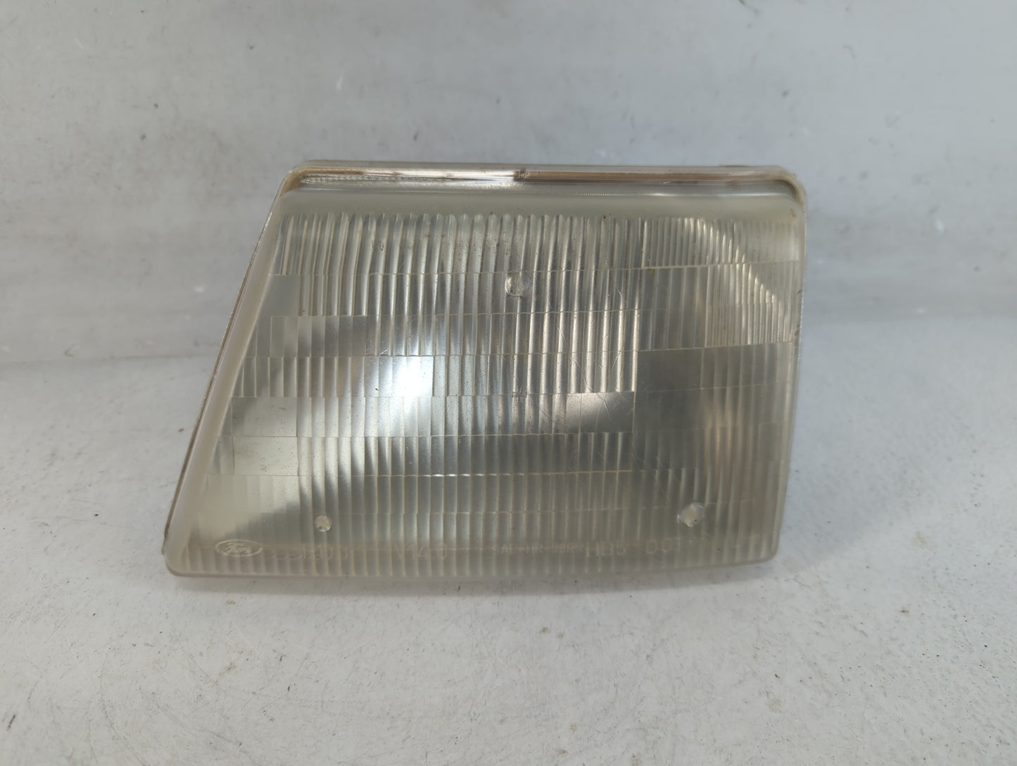 1993-1997 Ford Ranger Passenger Right Oem Head Light Headlight Lamp - Oemusedautoparts1.com