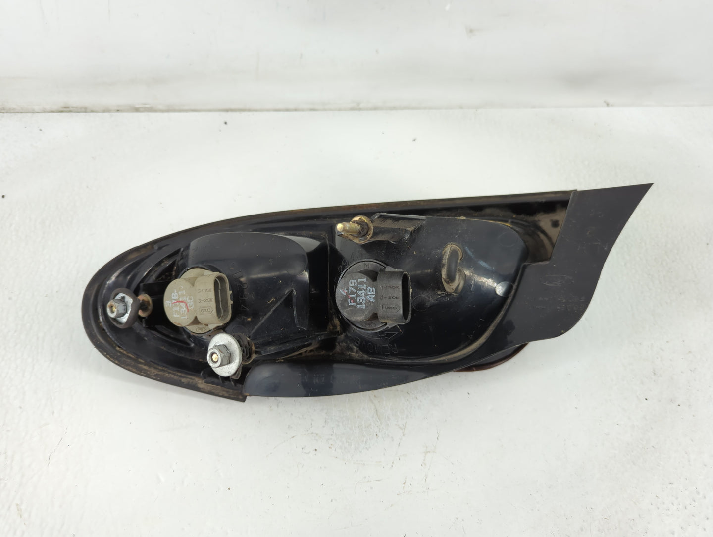 1996-1997 Ford Taurus Tail Light Assembly Driver Left OEM P/N:F6DB-13441-A Fits Fits 1996 1997 OEM Used Auto Parts - Oemused