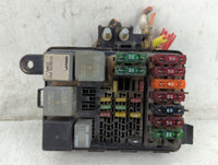 1996 Gmc V2500 Fusebox Fuse Box Panel Relay Module P/N:12162365-D Fits OEM Used Auto Parts - Oemusedautoparts1.com
