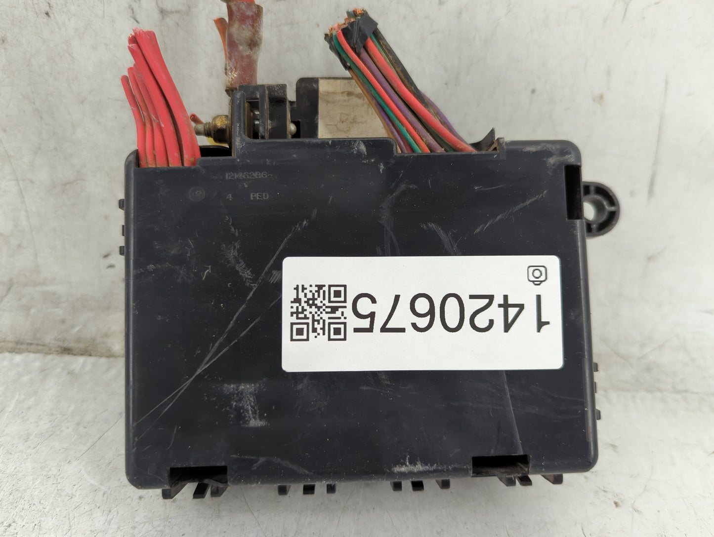 1996 Gmc V2500 Fusebox Fuse Box Panel Relay Module P/N:12162365-D Fits OEM Used Auto Parts - Oemusedautoparts1.com