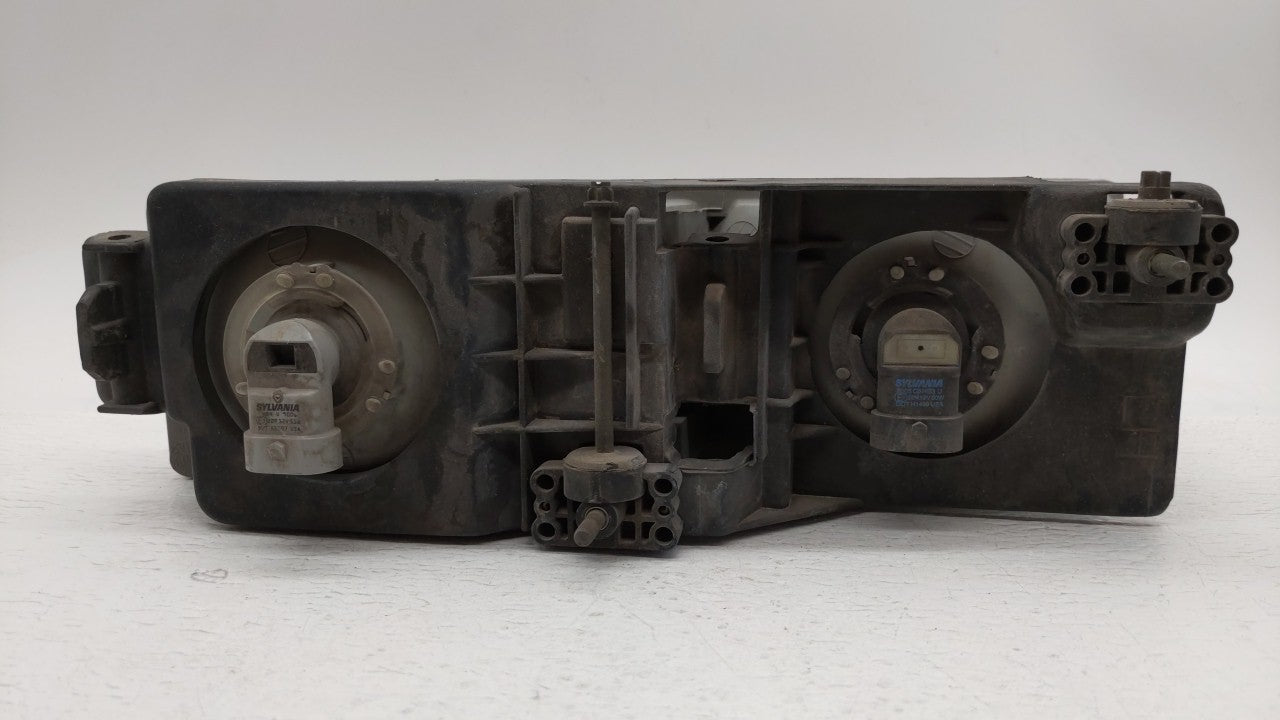 1992-1999 Gmc Yukon Driver Left Oem Head Light Headlight Lamp - Oemusedautoparts1.com