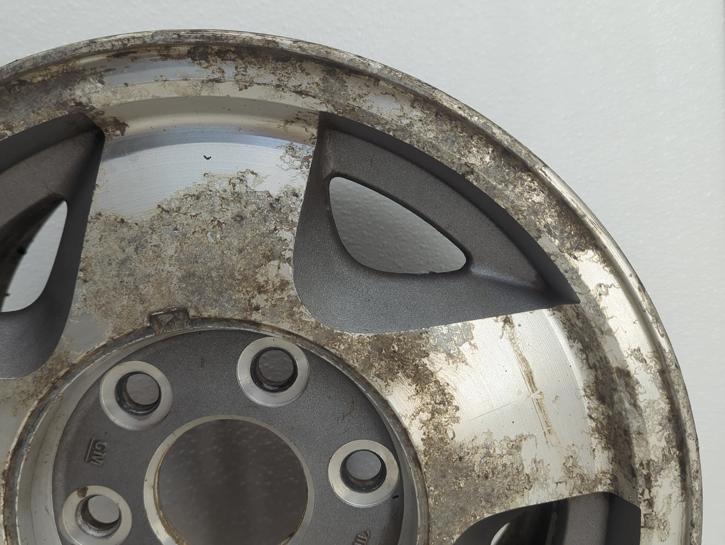 1992-1999 Gmc Yukon Oem Wheel Rim 927331 - Oemusedautoparts1.com