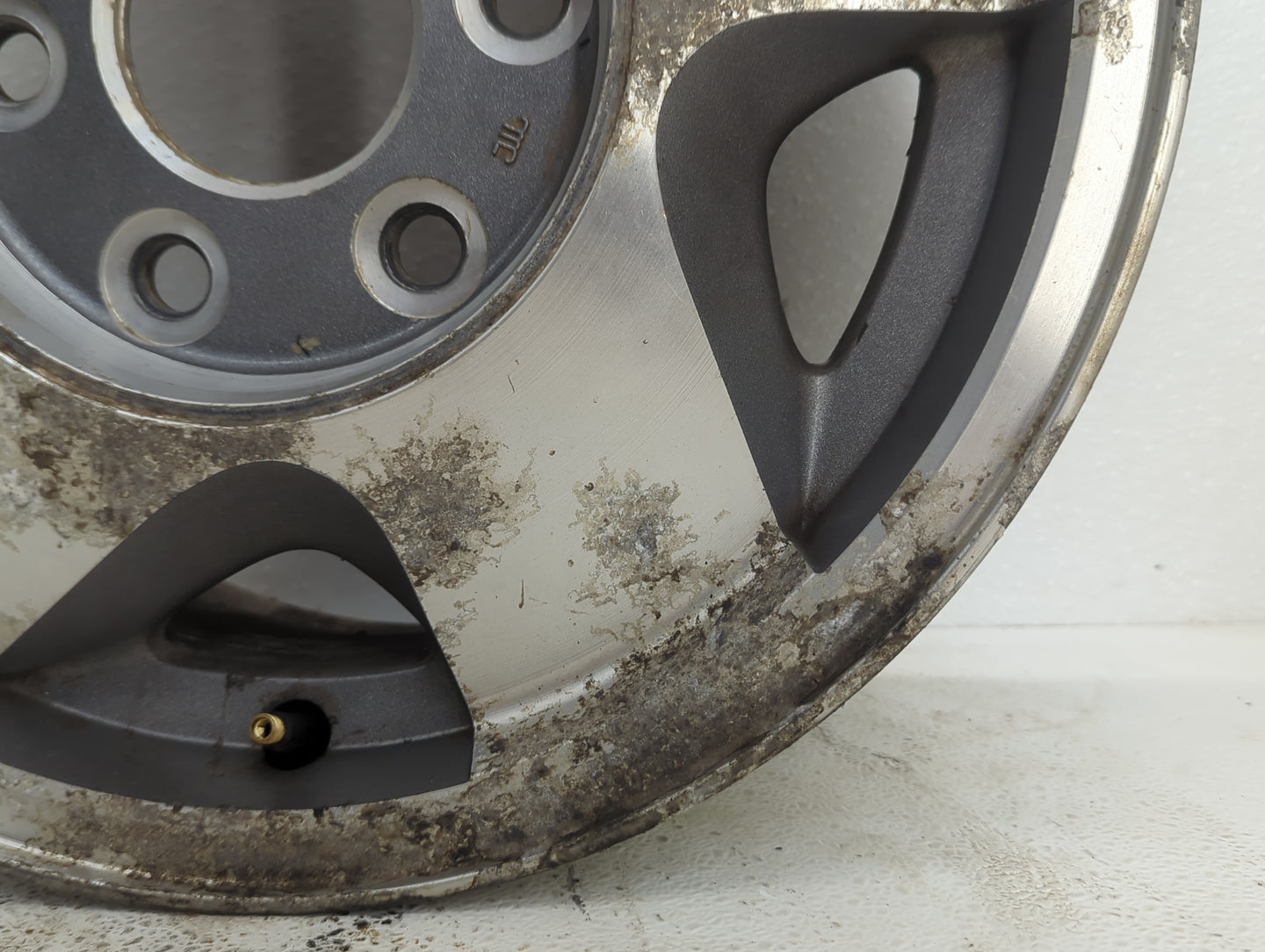 1992-1999 Gmc Yukon Oem Wheel Rim 927331 - Oemusedautoparts1.com