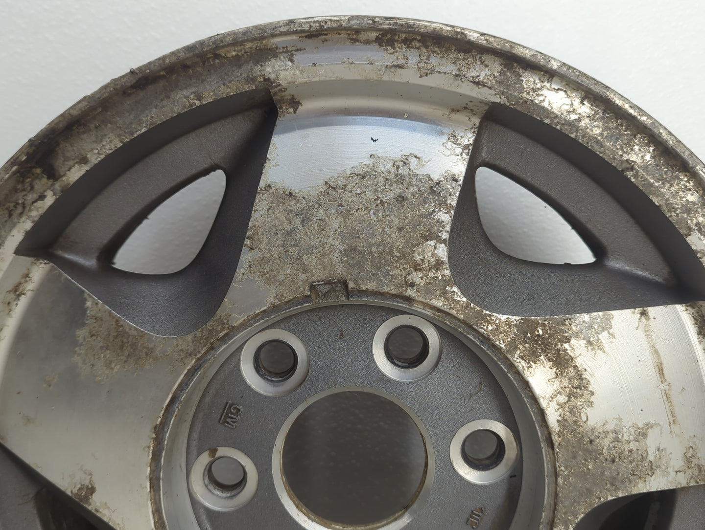 1992-1999 Gmc Yukon Oem Wheel Rim 927331 - Oemusedautoparts1.com