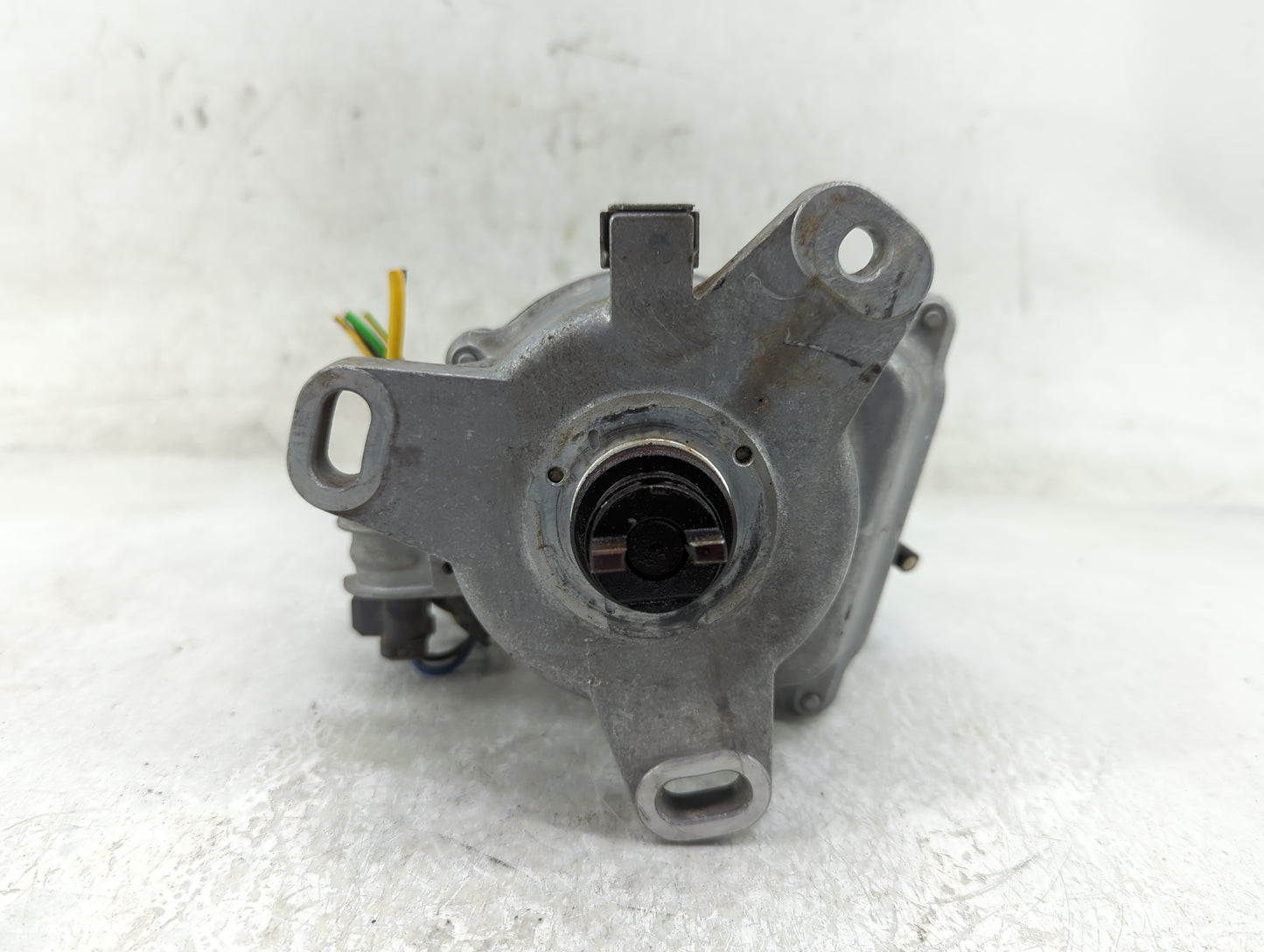 1996-1997 Honda Accord Engine Ignition Distributor OEM Fits Fits 1996 1997 OEM Used Auto Parts - Oemusedautoparts1.com