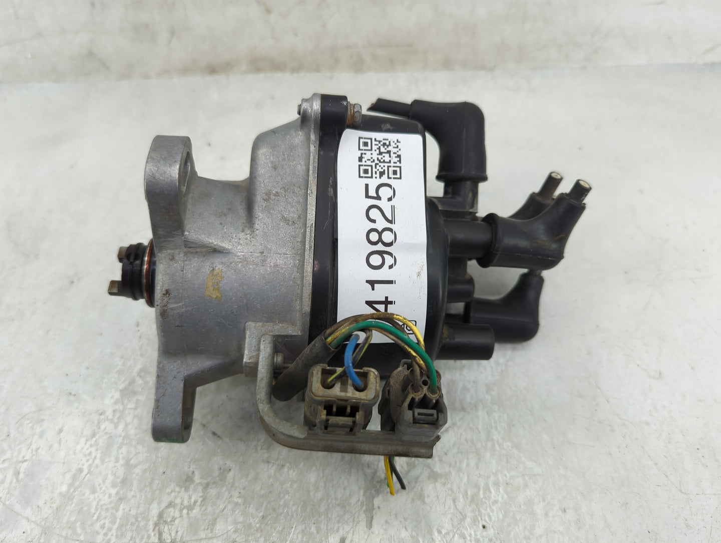 1996-1997 Honda Accord Engine Ignition Distributor OEM Fits Fits 1996 1997 OEM Used Auto Parts - Oemusedautoparts1.com