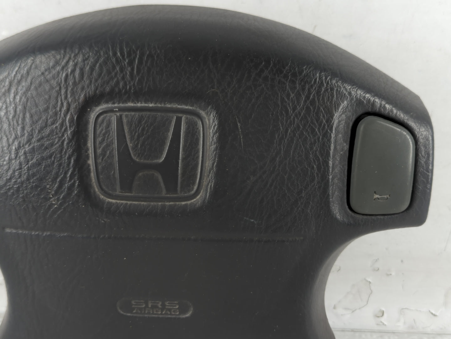 1996-2000 Honda Civic Air Bag Driver Left Steering Wheel Mounted P/N:HCA G46 3Q BPJ Fits Fits 1996 1997 1998 1999 2000 OEM U