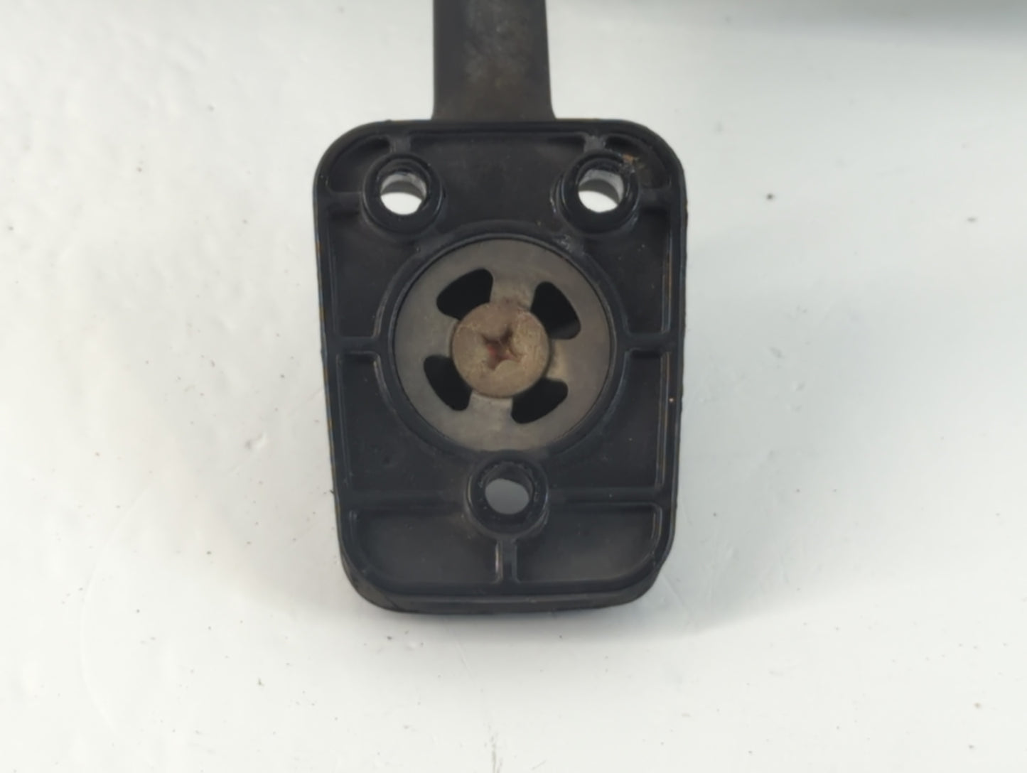 1996 Honda Civic Interior Rear View Mirror Replacement OEM P/N:IE8011681 Fits OEM Used Auto Parts - Oemusedautoparts1.com