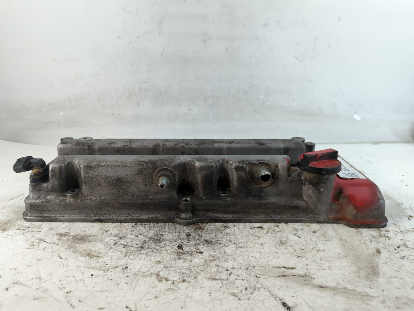 1996 Honda Civic Driver Left Cylinder Head Valve Cover P/N:65J#1 Fits OEM Used Auto Parts - Oemusedautoparts1.com
