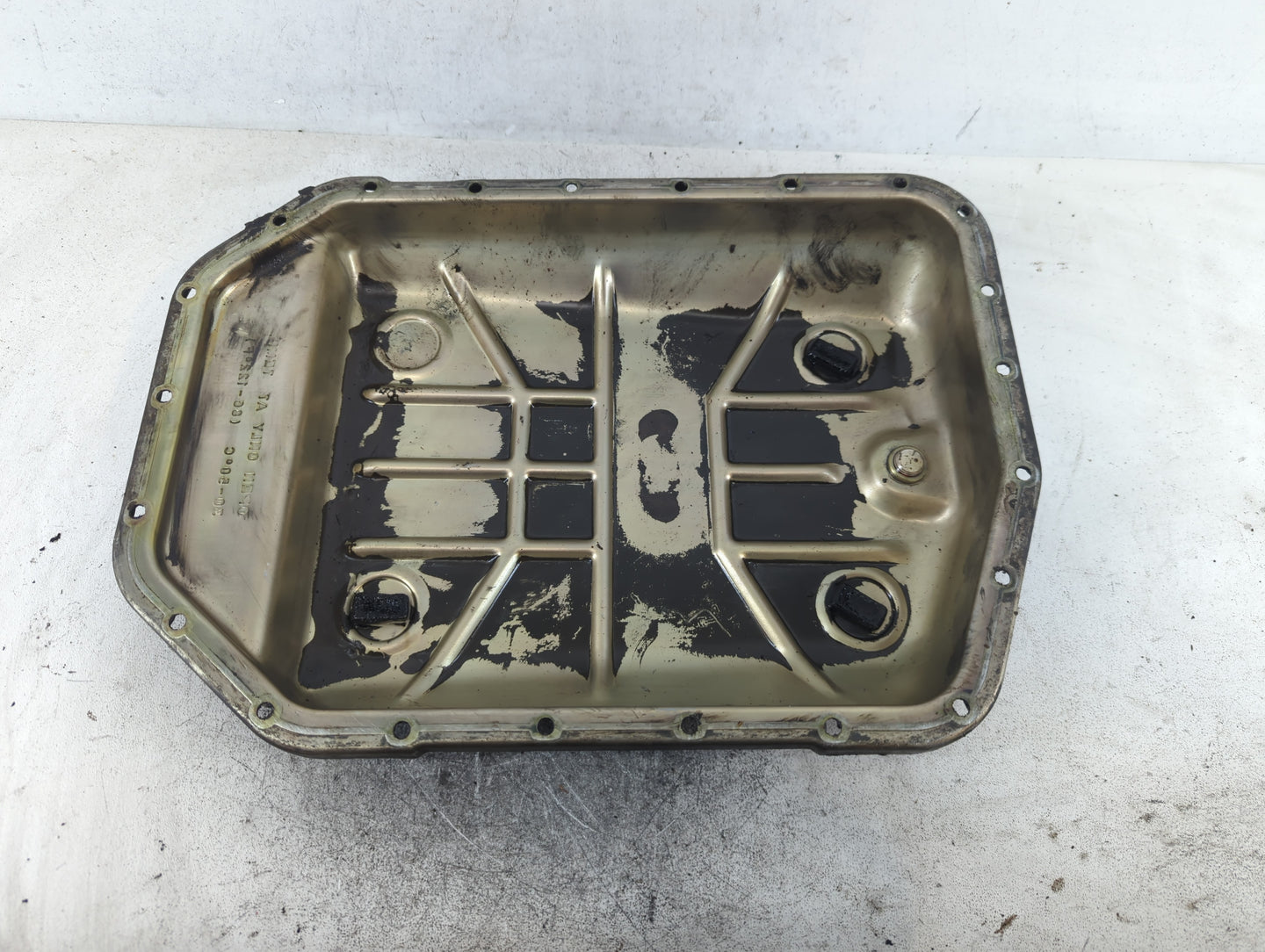1990-1997 Jaguar Xj Engine Oil Pan Fits Fits 1990 1991 1992 1993 1994 1995 1996 1997 OEM Used Auto Parts - Oemusedautoparts1