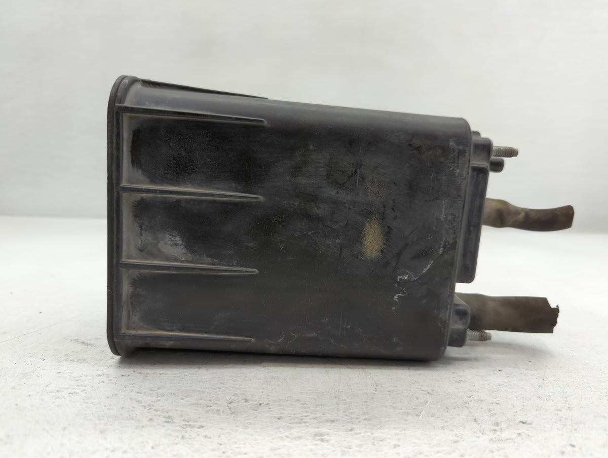 1996 Jeep Grand Cherokee Fuel Vapor Charcoal Canister - Oemusedautoparts1.com