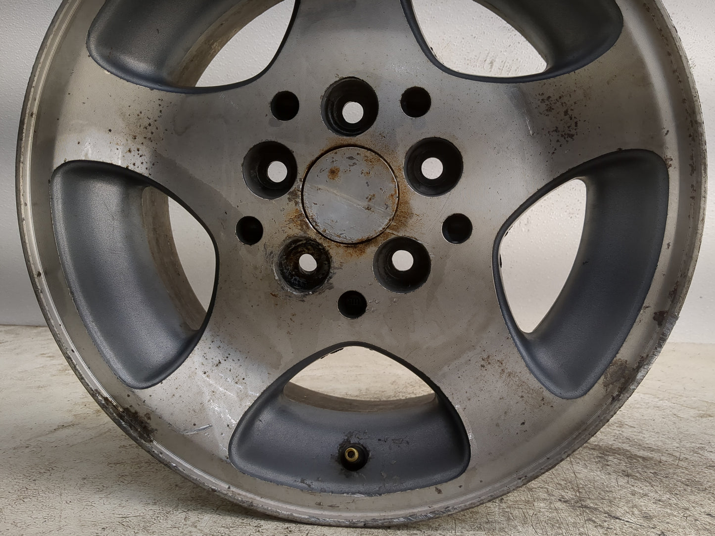 Jeep Wrangler Oem Wheel Rim - Oemusedautoparts1.com