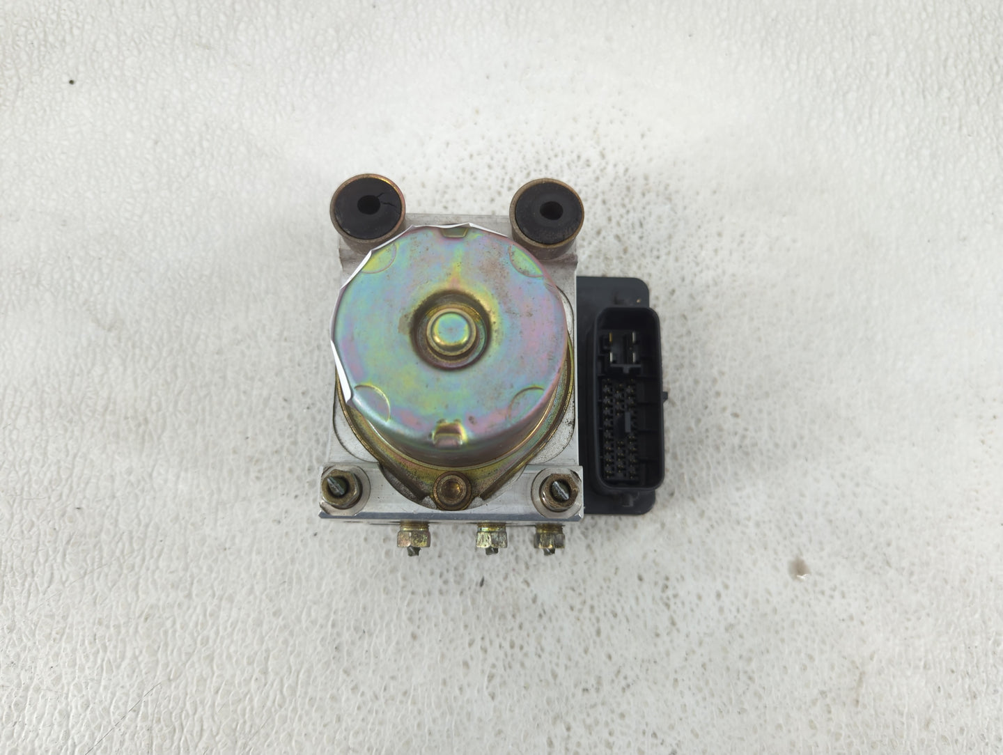 1996 Land Rover Freelander ABS Pump Control Module Replacement Fits OEM Used Auto Parts - Oemusedautoparts1.com