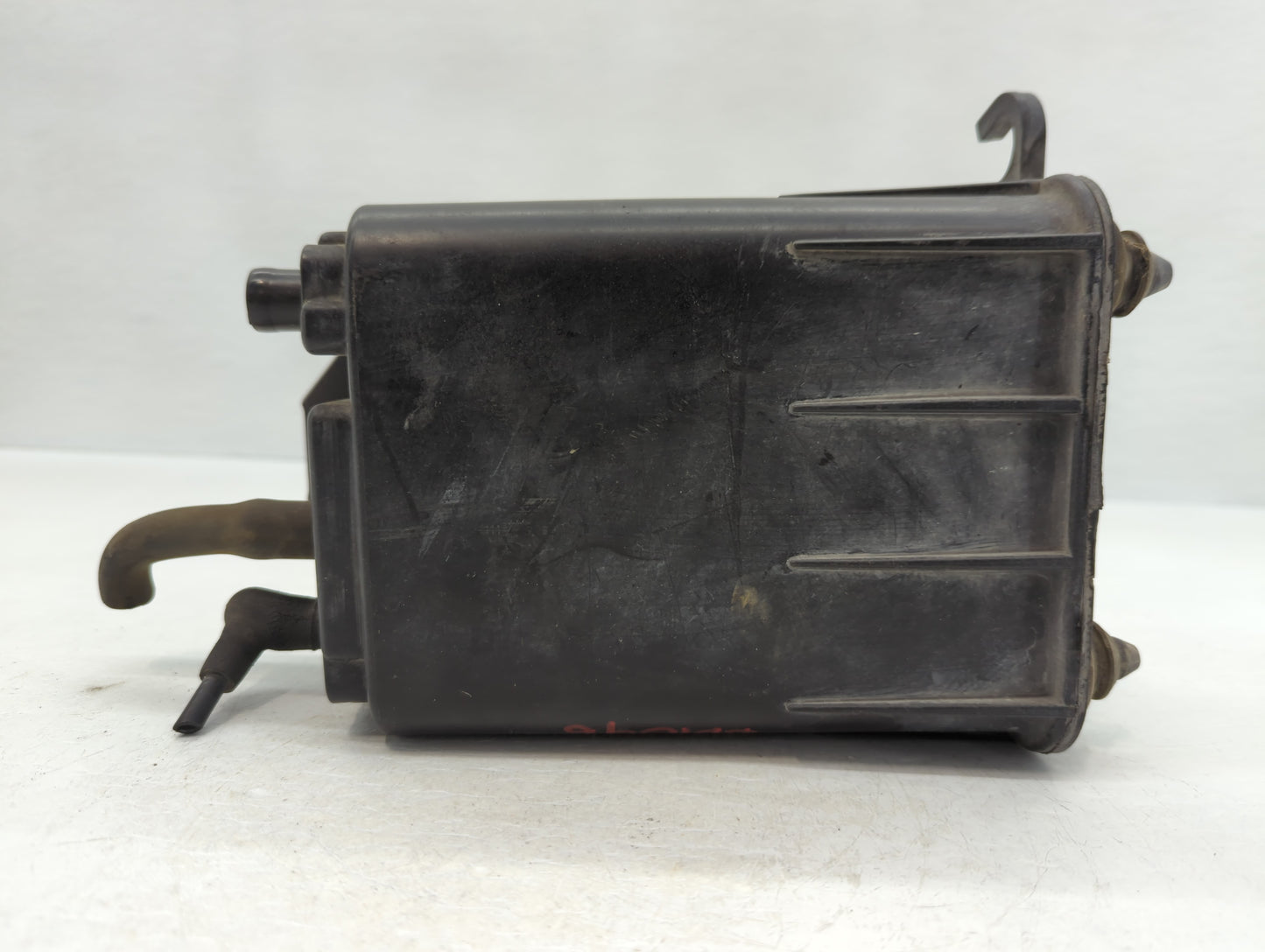 1996 Lincoln Town Car Fuel Vapor Charcoal Canister - Oemusedautoparts1.com
