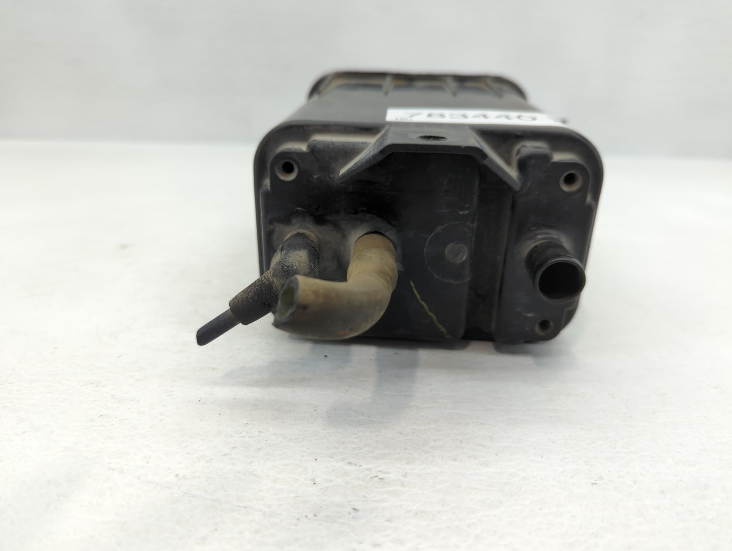 1996 Lincoln Town Car Fuel Vapor Charcoal Canister - Oemusedautoparts1.com