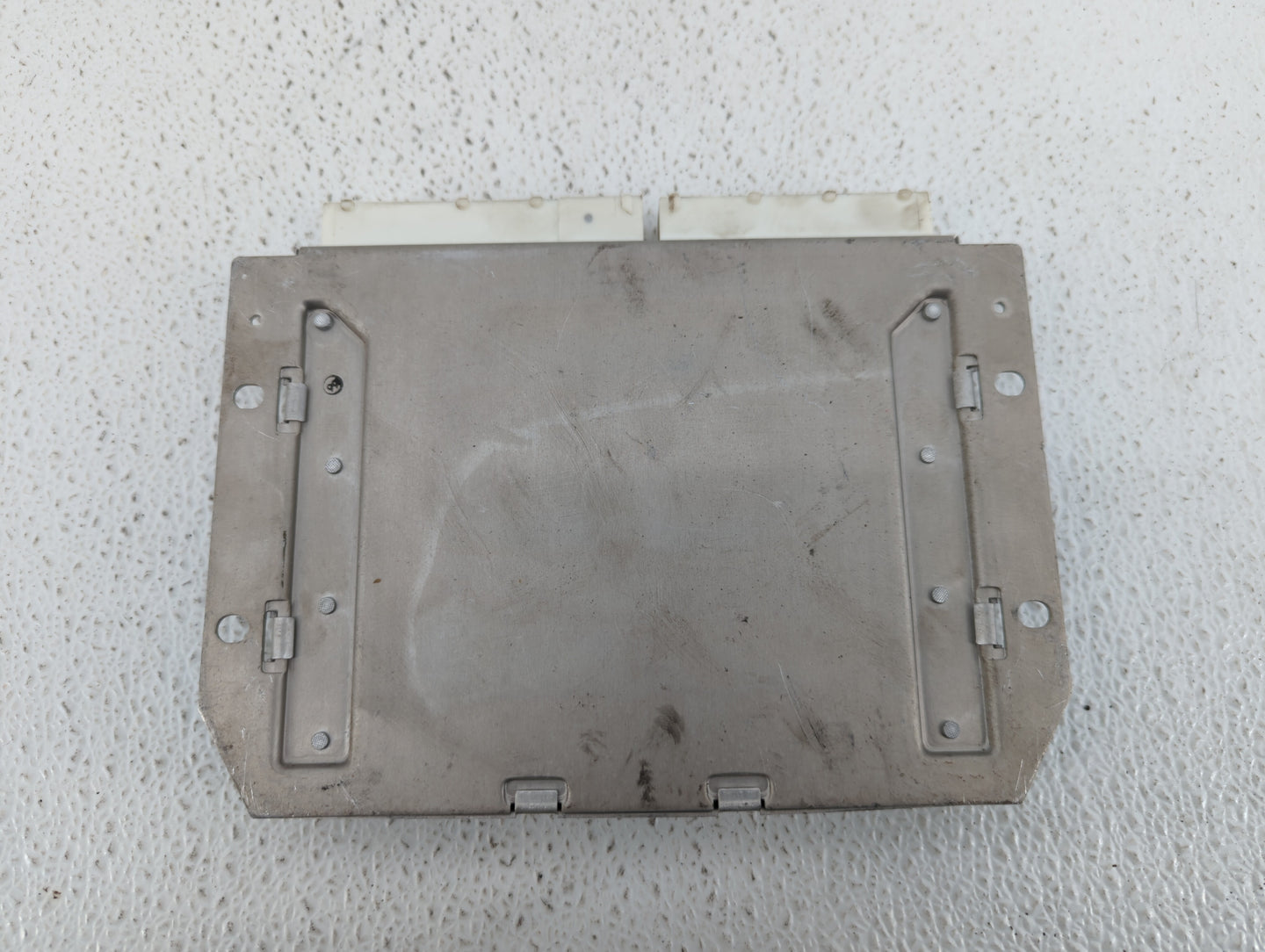 1996 Mercedes-Benz E200 PCM Engine Control Computer ECU ECM PCU OEM P/N:015 545 76 32 Fits OEM Used Auto Parts - Oemusedauto