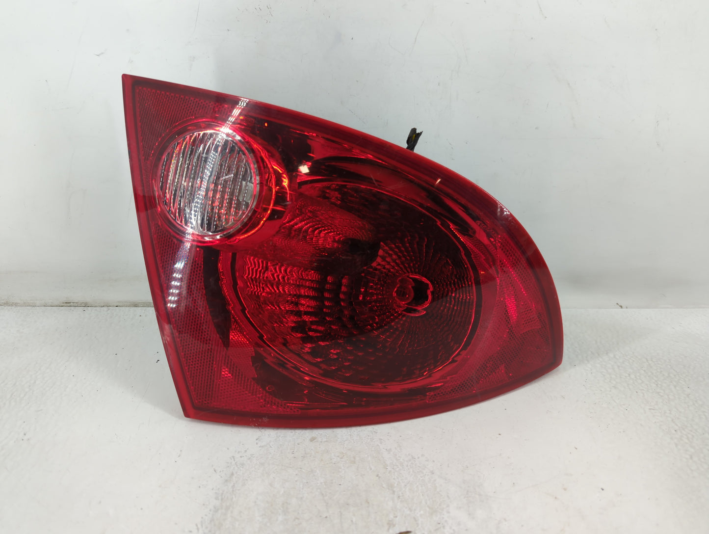 1995-1997 Mercury Grand Marquis Tail Light Assembly Driver Left OEM P/N:20868641 Fits Fits 1995 1996 1997 OEM Used Auto Part