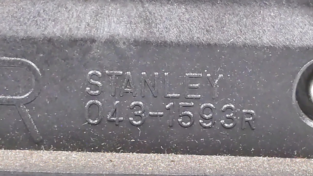 1994-1996 Mitsubishi Galant Tail Light Assembly Passenger Right OEM Fits Fits 1994 1995 1996 OEM Used Auto Parts - Oemusedau