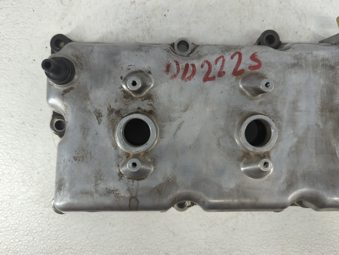 1996 Nissan Maxima Driver Left Cylinder Head Valve Cover Fits OEM Used Auto Parts - Oemusedautoparts1.com