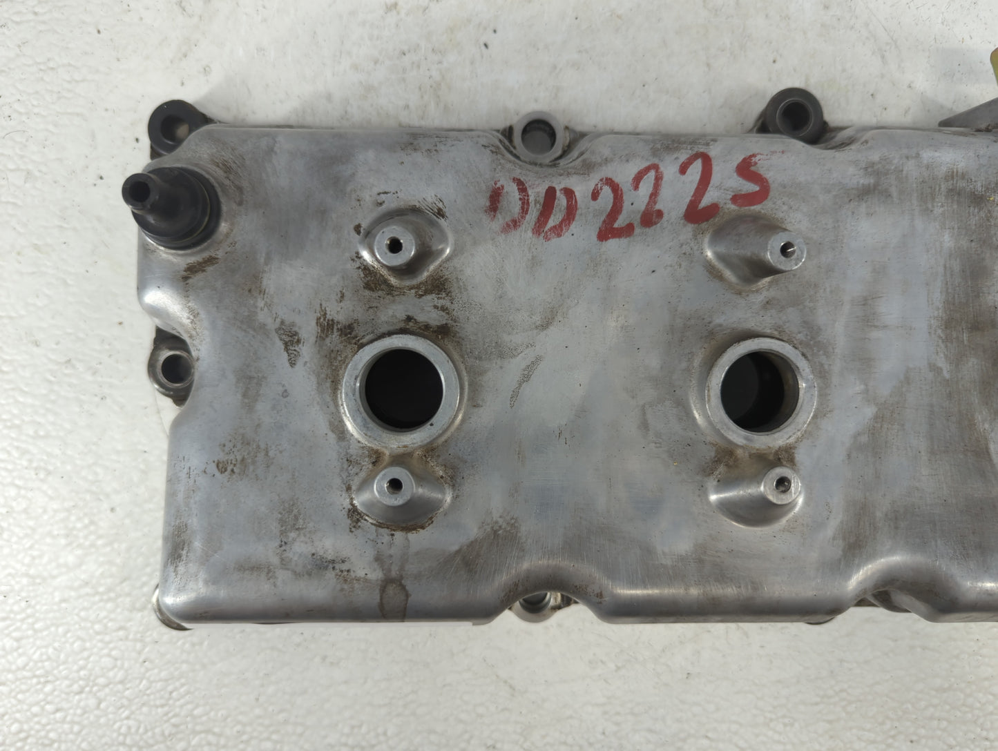 1996 Nissan Maxima Driver Left Cylinder Head Valve Cover Fits OEM Used Auto Parts - Oemusedautoparts1.com