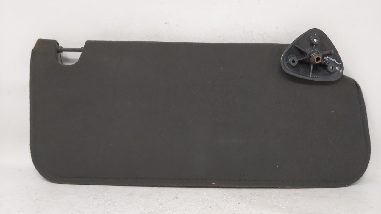 1996 Oldsmobile Bravada Sun Visor Shade Replacement Passenger Right Mirror Fits OEM Used Auto Parts - Oemusedautoparts1.com