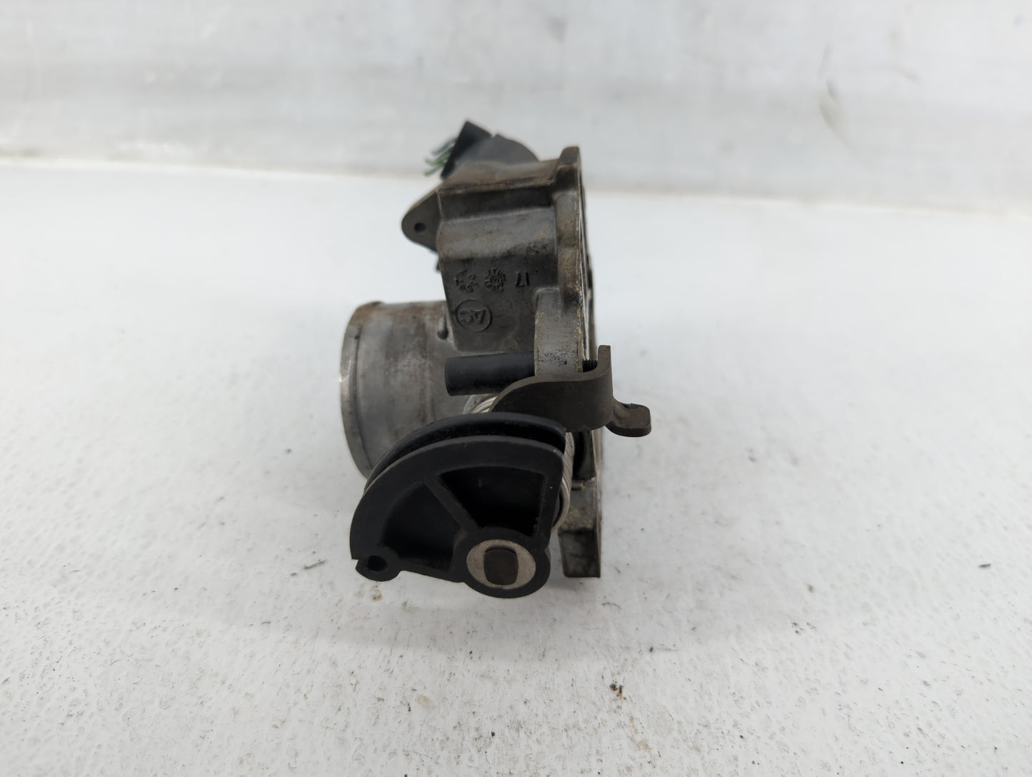 1996 Plymouth Satellite Throttle Body Fits OEM Used Auto Parts - Oemusedautoparts1.com