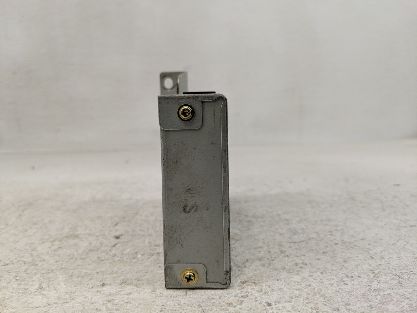 1996-1996 Subaru Legacy Chassis Control Module Ccm Bcm Body Control - Oemusedautoparts1.com