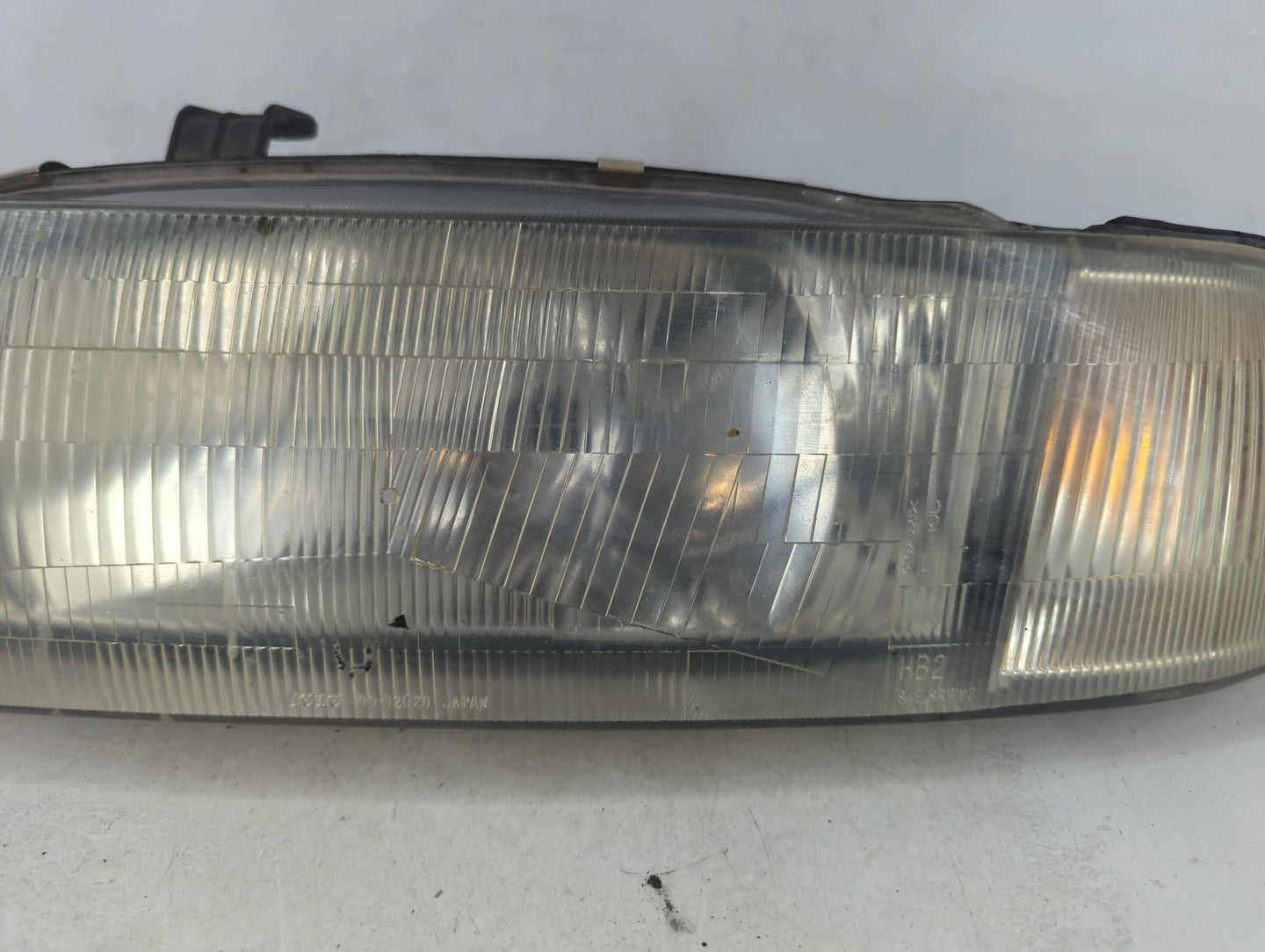 1995-2002 Suzuki Esteem Tail Light Assembly Driver Left OEM P/N:100-32020 Fits Fits 1995 1996 1997 1998 1999 2000 2001 2002 