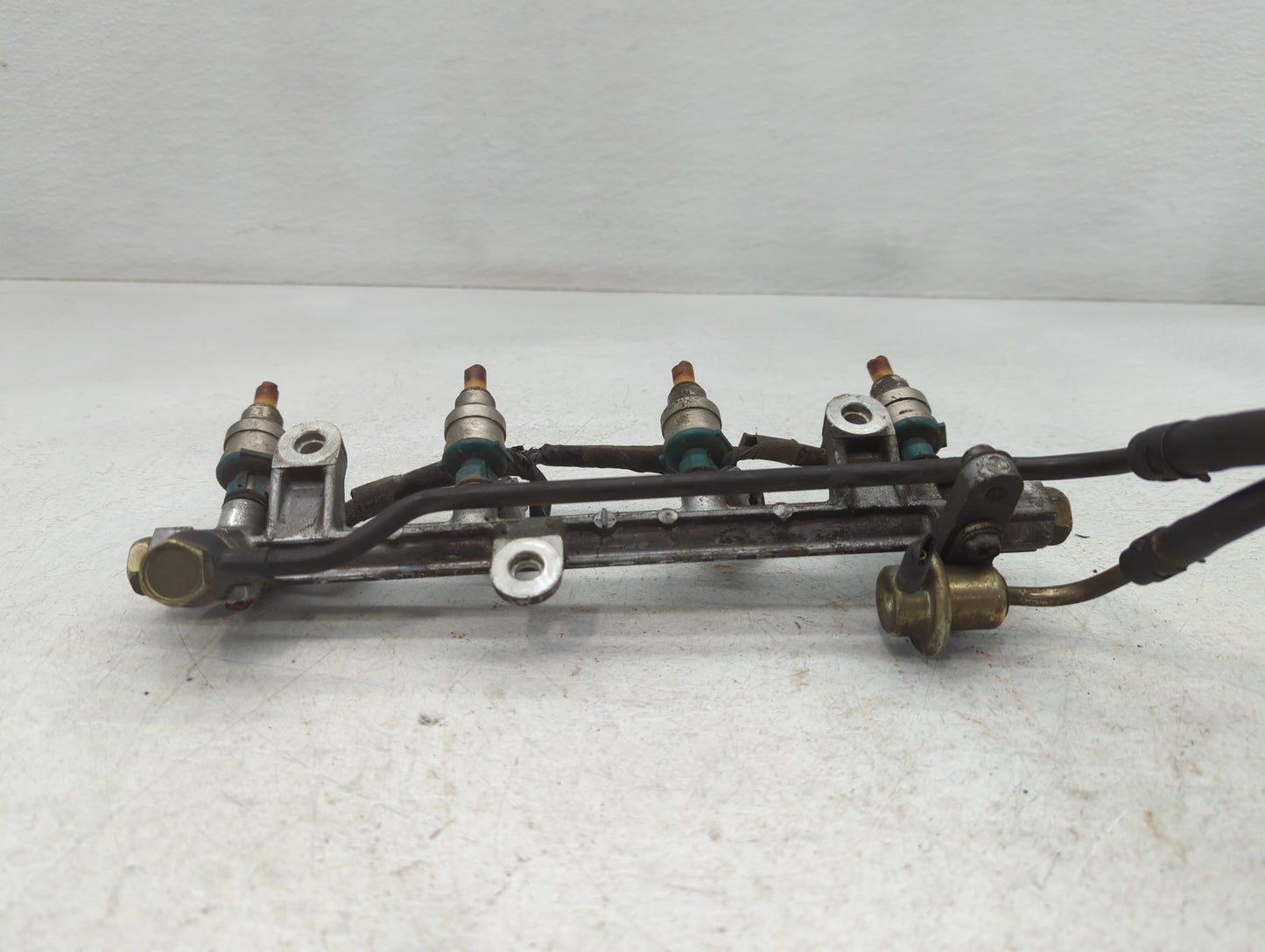 1996 Suzuki Esteem Engine Ignition Distributor OEM Fits OEM Used Auto Parts - Oemusedautoparts1.com
