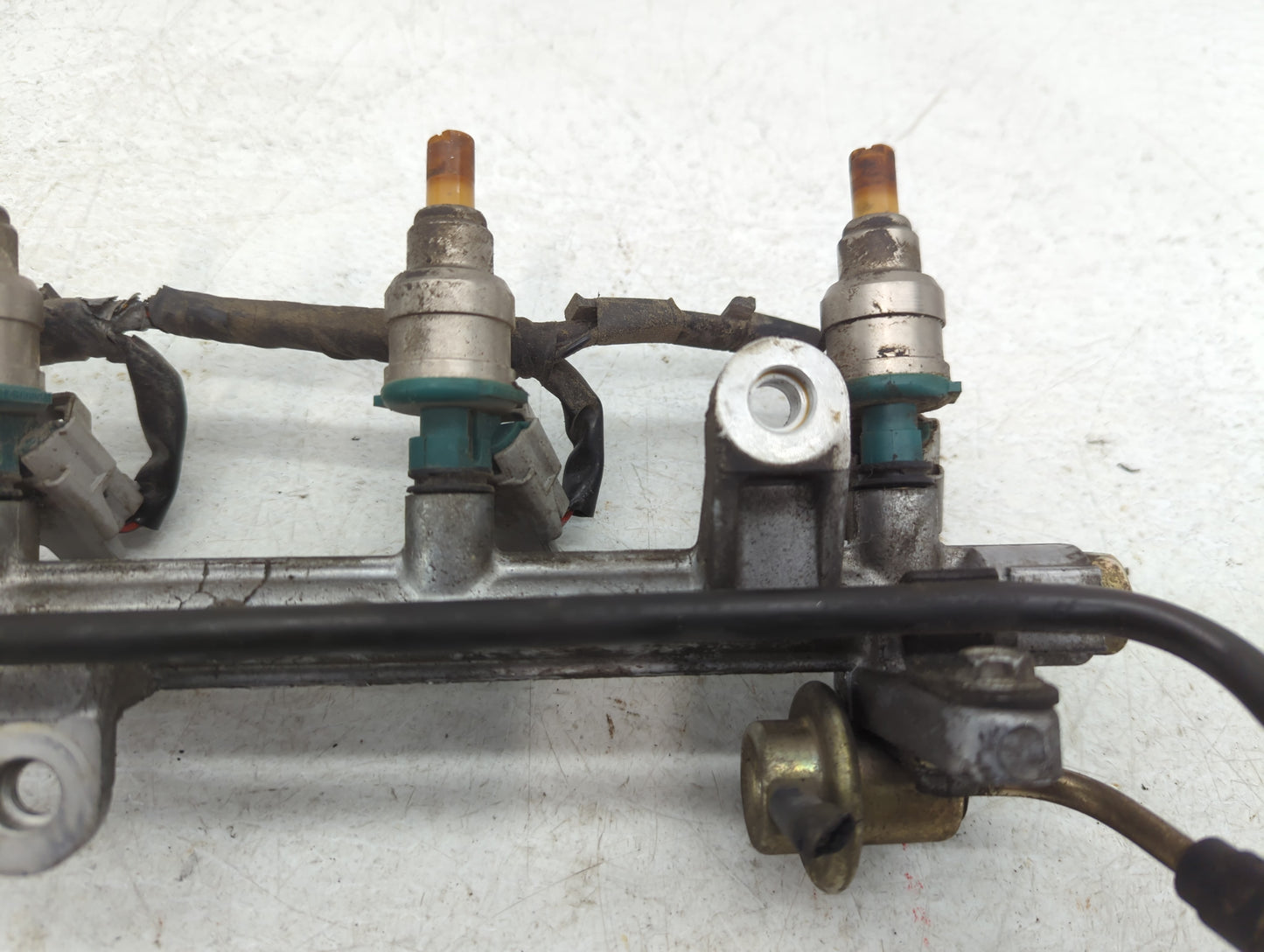 1996 Suzuki Esteem Engine Ignition Distributor OEM Fits OEM Used Auto Parts - Oemusedautoparts1.com
