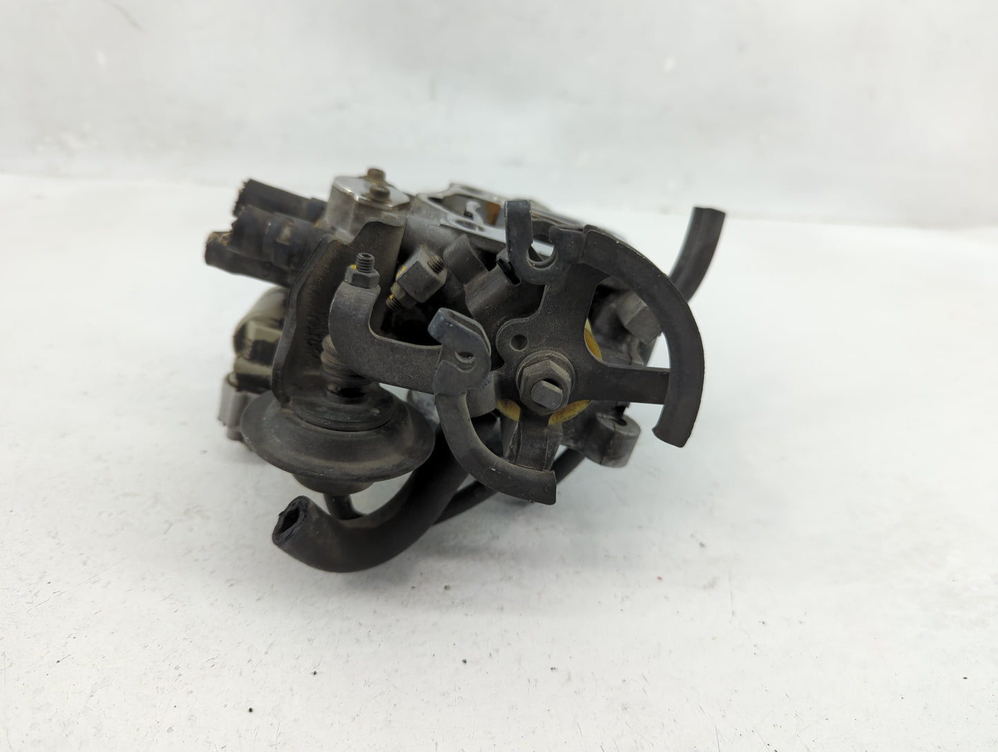 1996 Toyota Camry Throttle Body P/N:222107A330 Fits OEM Used Auto Parts - Oemusedautoparts1.com