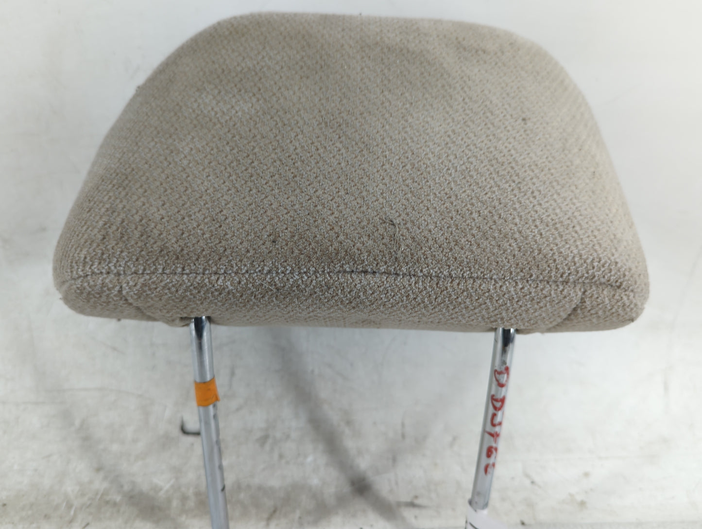 1996 Toyota Camry Headrest Head Rest Front Driver Seat Beige - Oemusedautoparts1.com