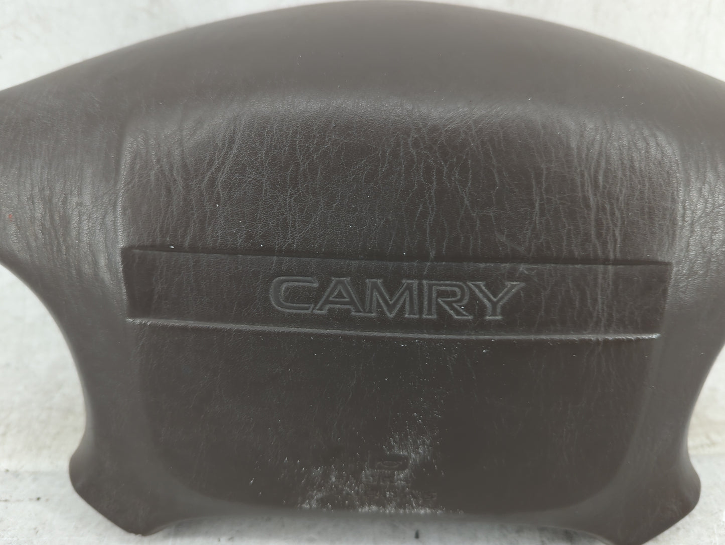 1994-1996 Toyota Camry Air Bag Driver Left Steering Wheel Mounted P/N:06010 45112 Fits Fits 1994 1995 1996 OEM Used Auto Par