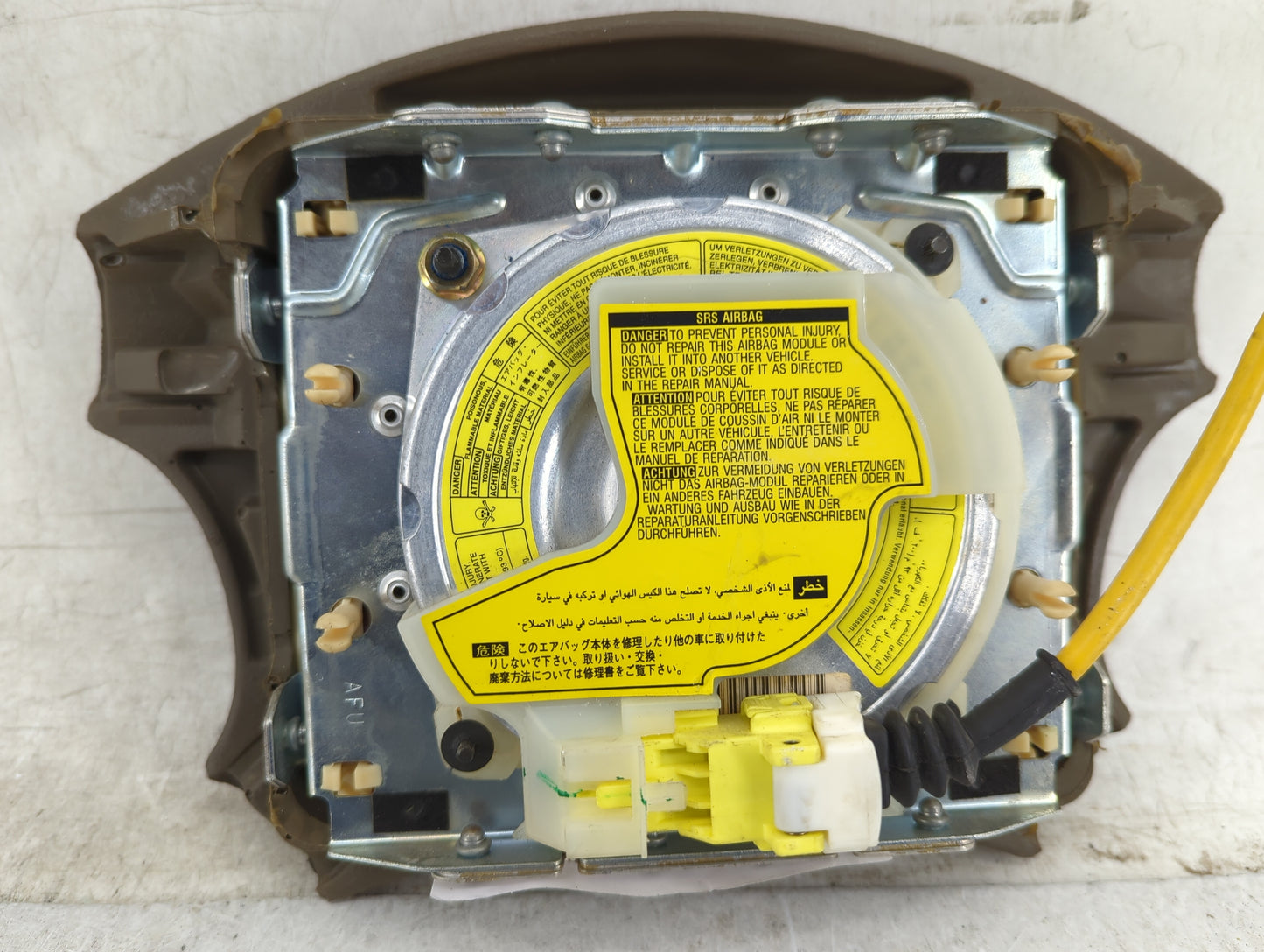 1994-1996 Toyota Camry Air Bag Driver Left Steering Wheel Mounted P/N:06010 45112 Fits Fits 1994 1995 1996 OEM Used Auto Par